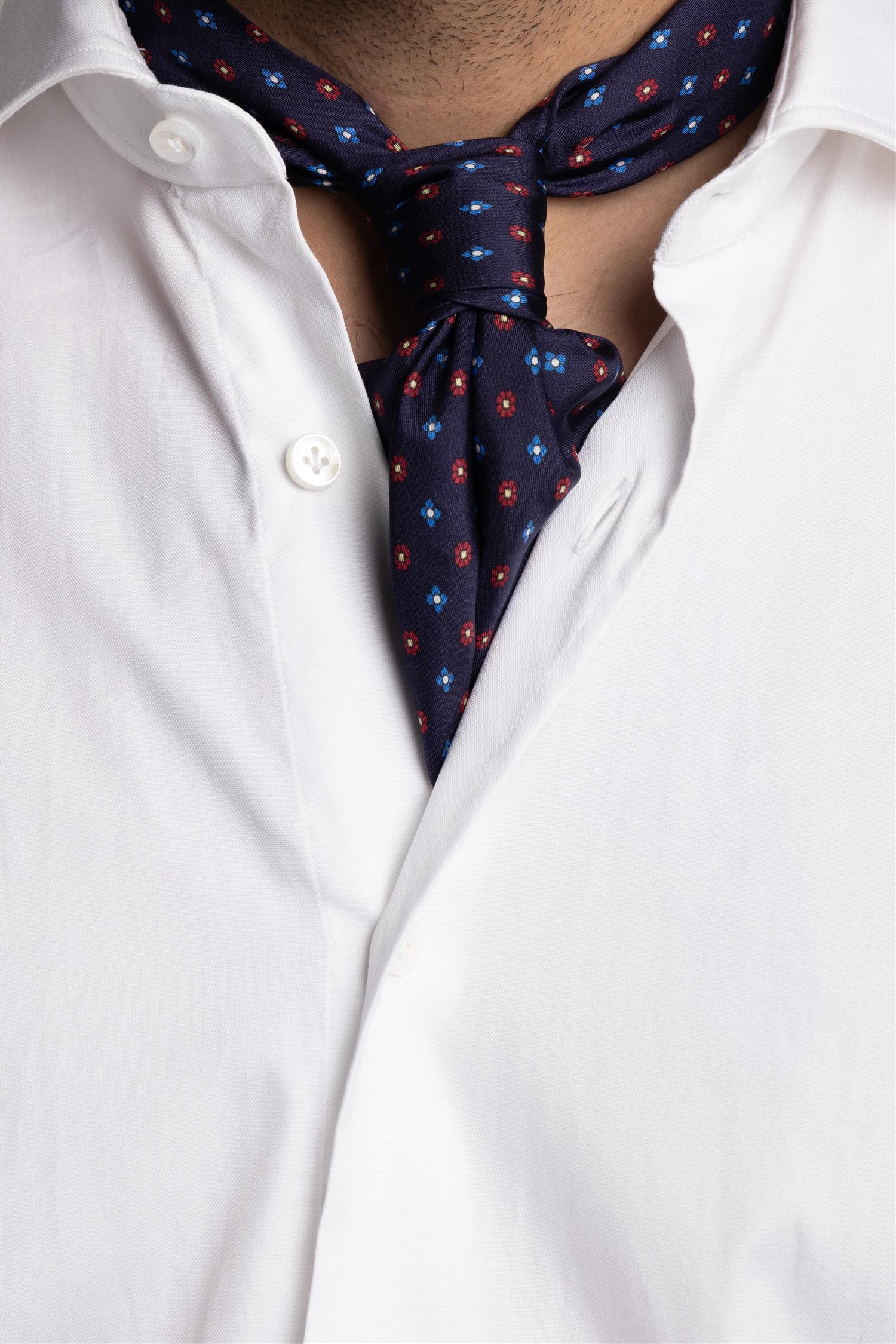Silk Bandana Navy/Red Flowers - Image 2