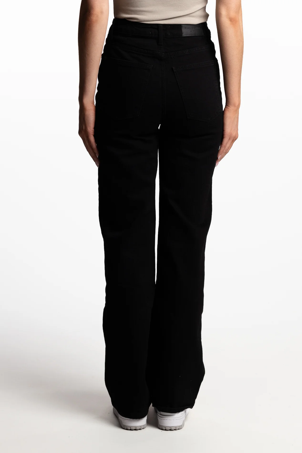 Luca highwaist wide leg-  Black - Image 3