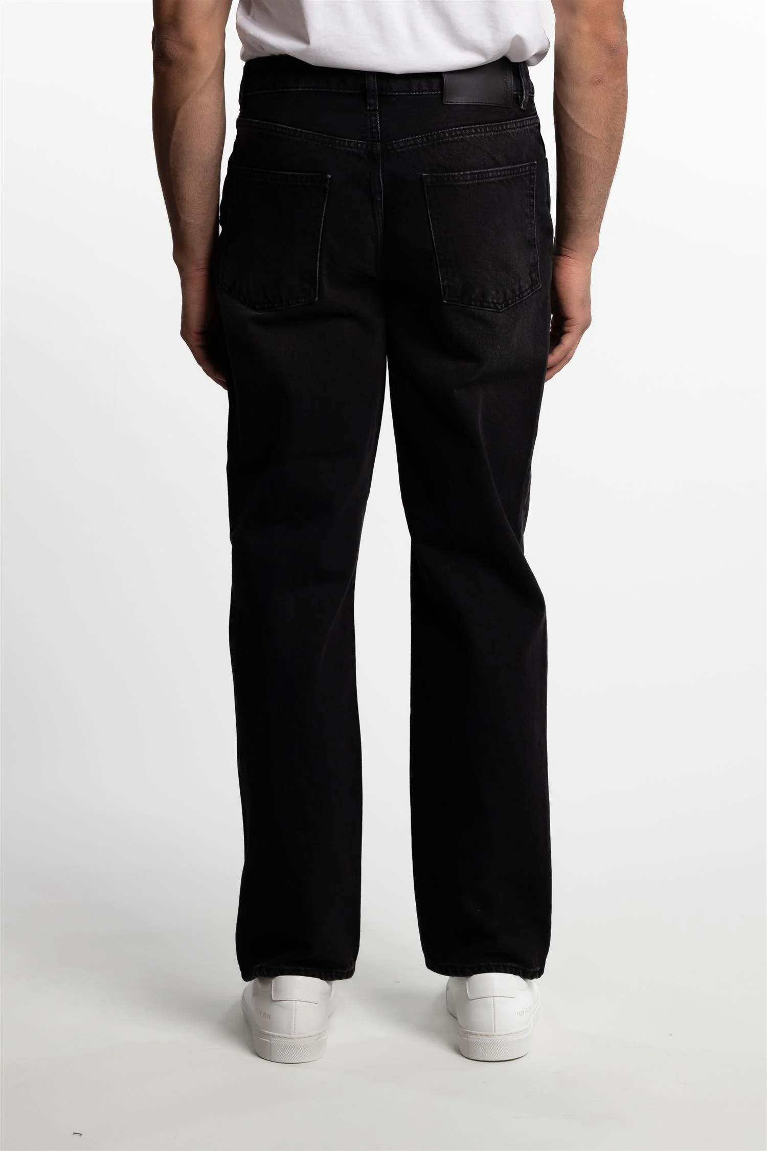 M Regular Jeans Black Washed - Image 3