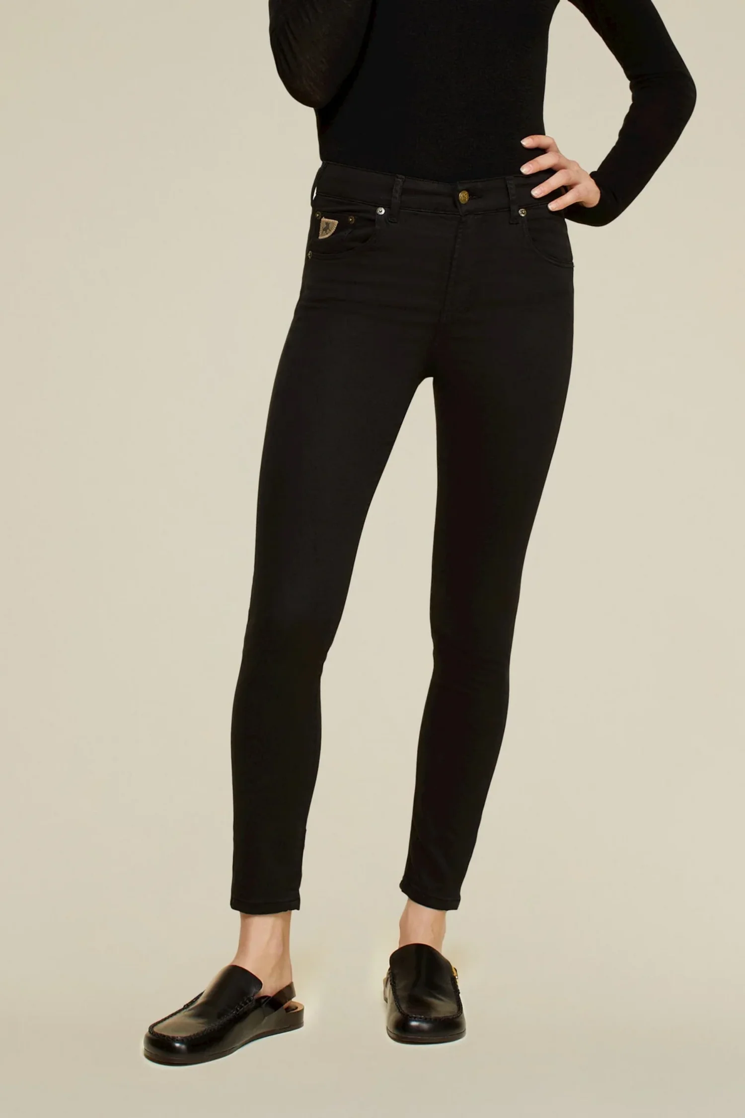 Celia Lea Soft Colour Black - Image 3