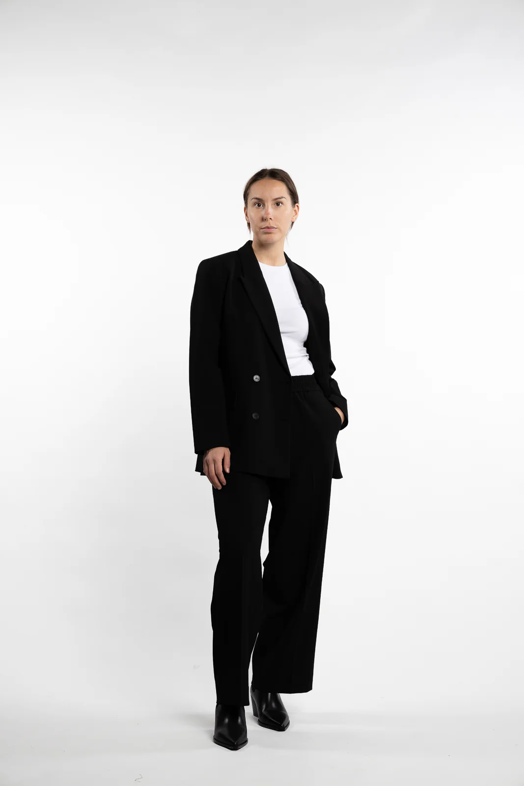 FridaFV- Black - Image 5