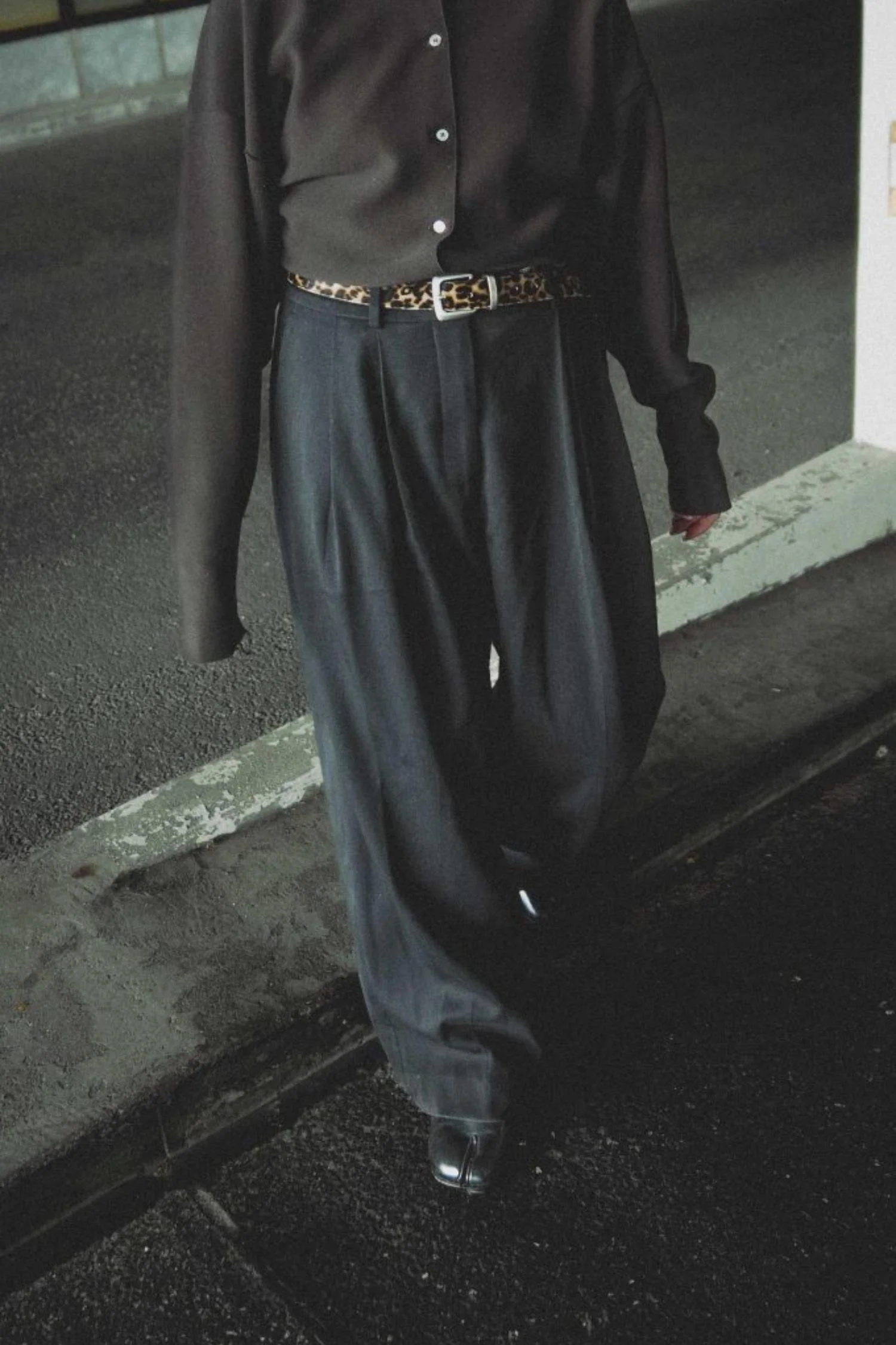 Everyday Tip Belt Leo Pony Hair - Image 4