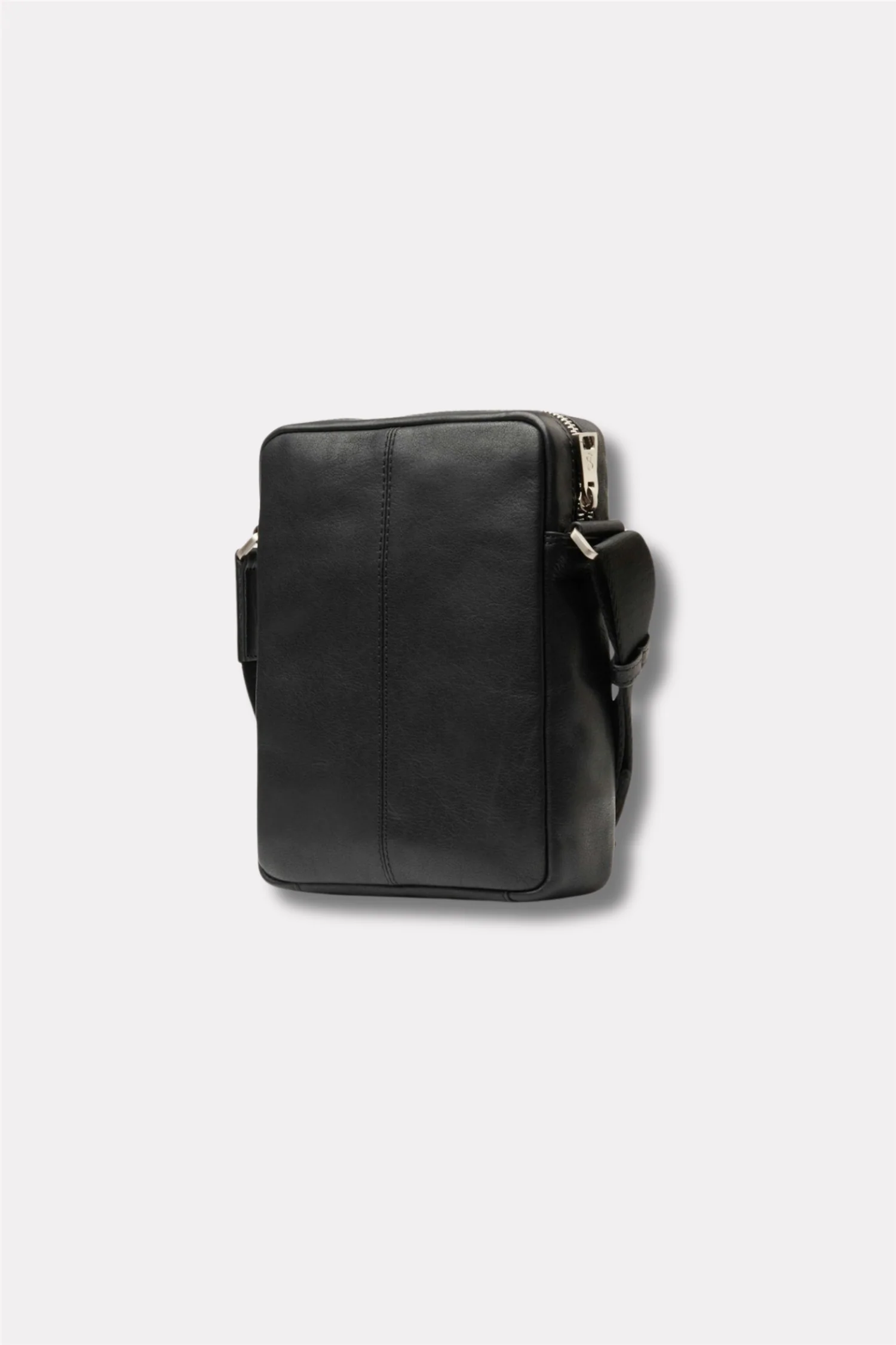Valle Black Messenger Bag - Image 5