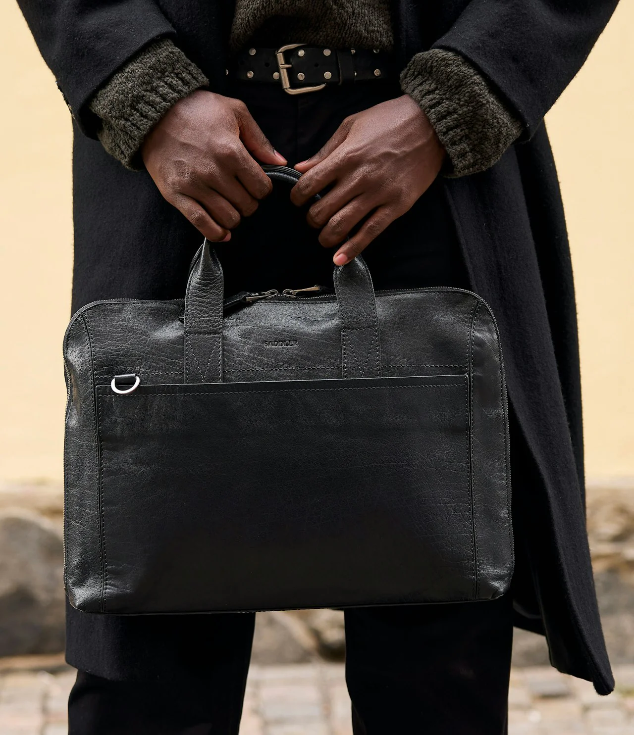 Gustav Data Bag 15" Black - Image 3