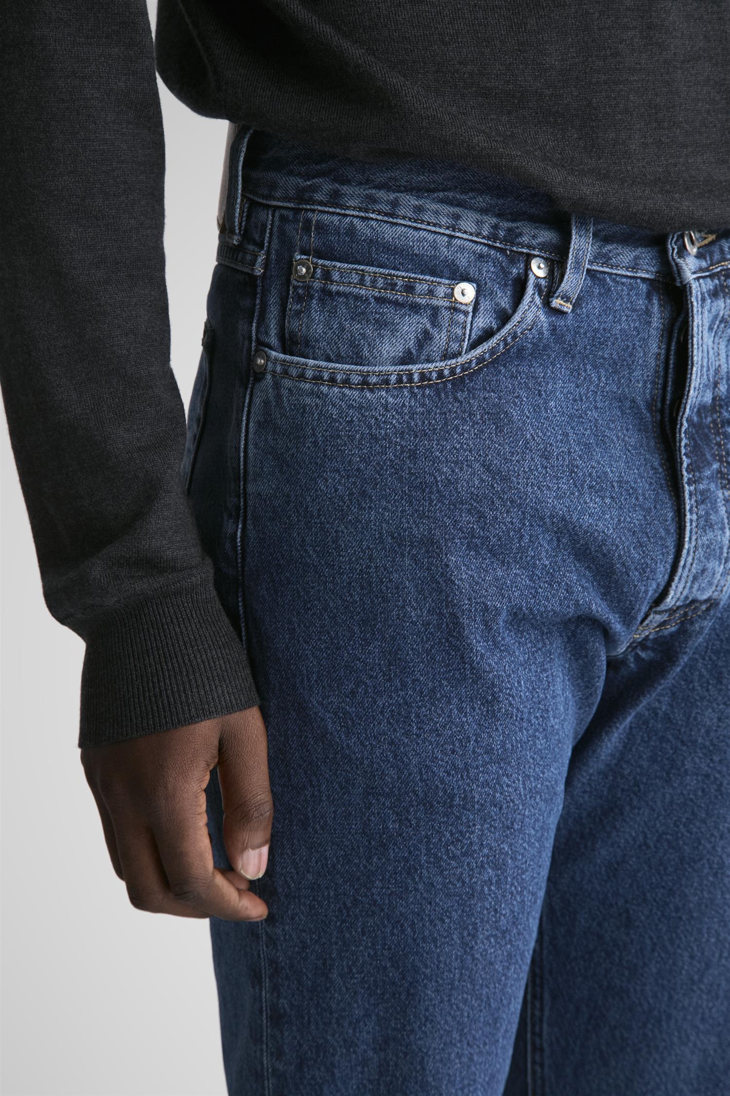 Kai Relaxed Tapered Fit Jeans Japan Dawn - Image 6