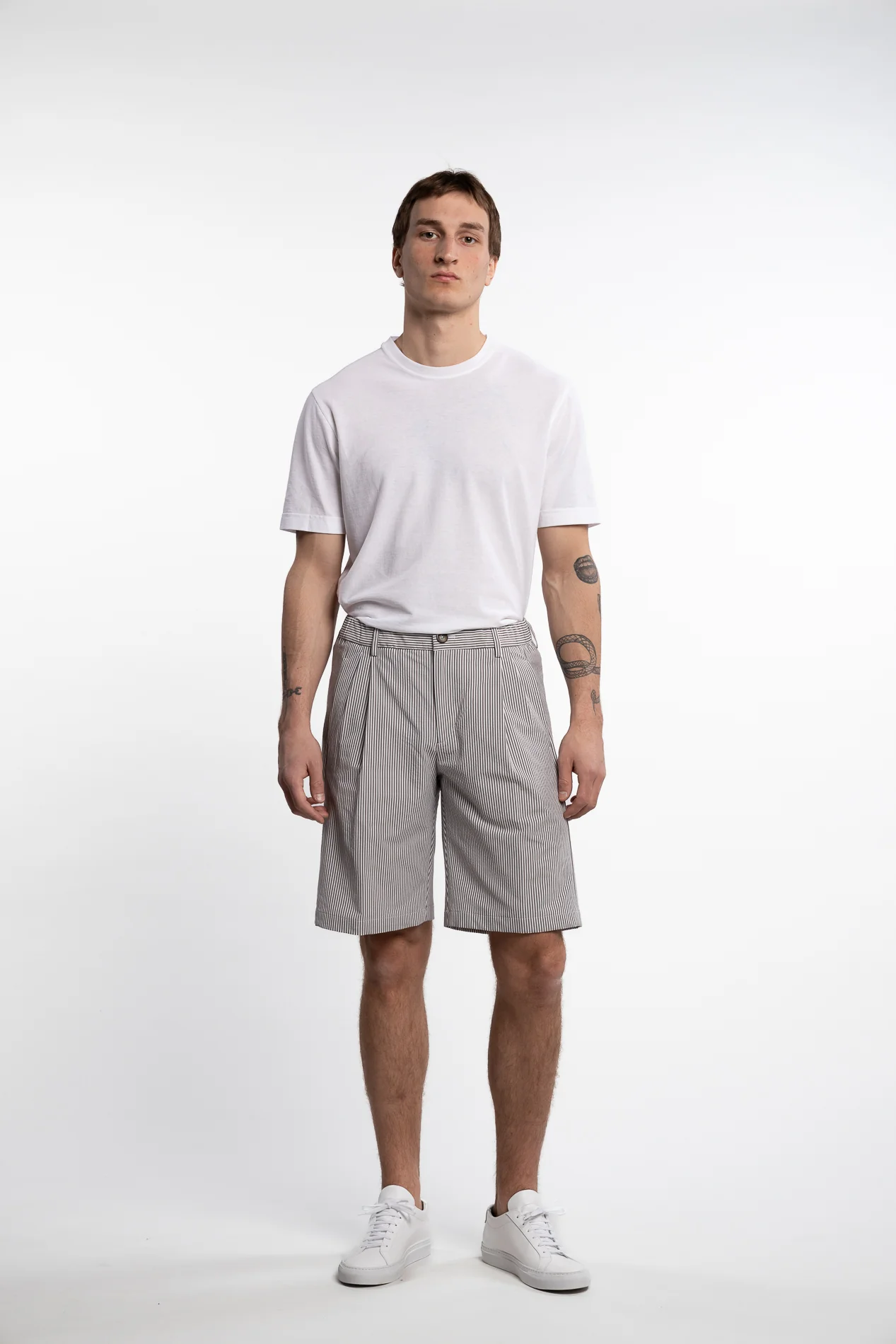 Bermuda Pleated Shorts Stripes - Image 5