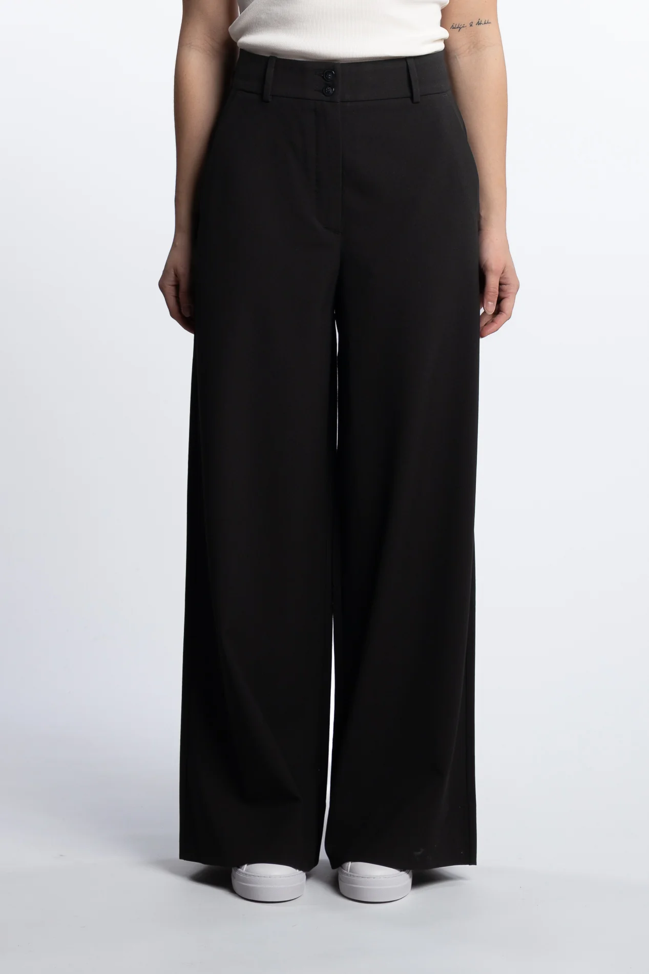 LauraFV 285 Regular- Black - Image 5