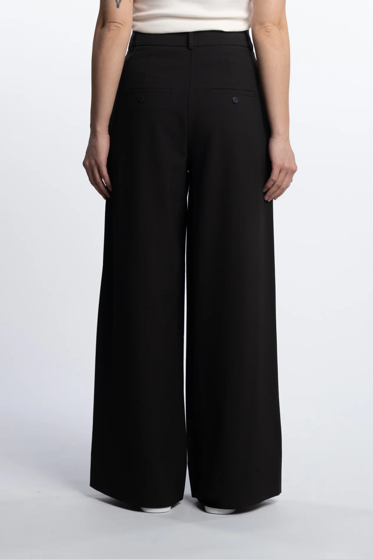 LauraFV 285 Regular- Black - Image 7