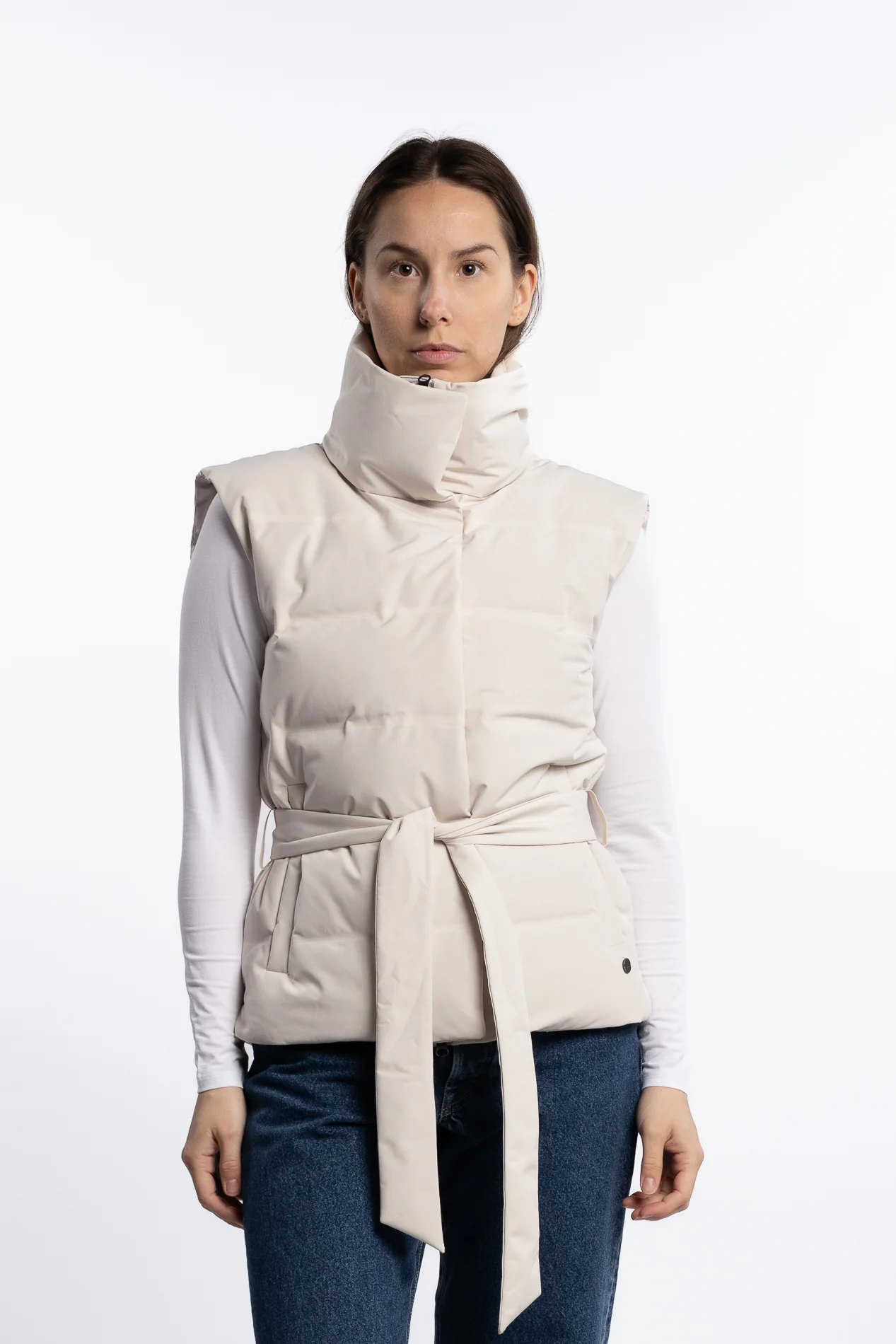 Vesty- Neutral White - Image 2