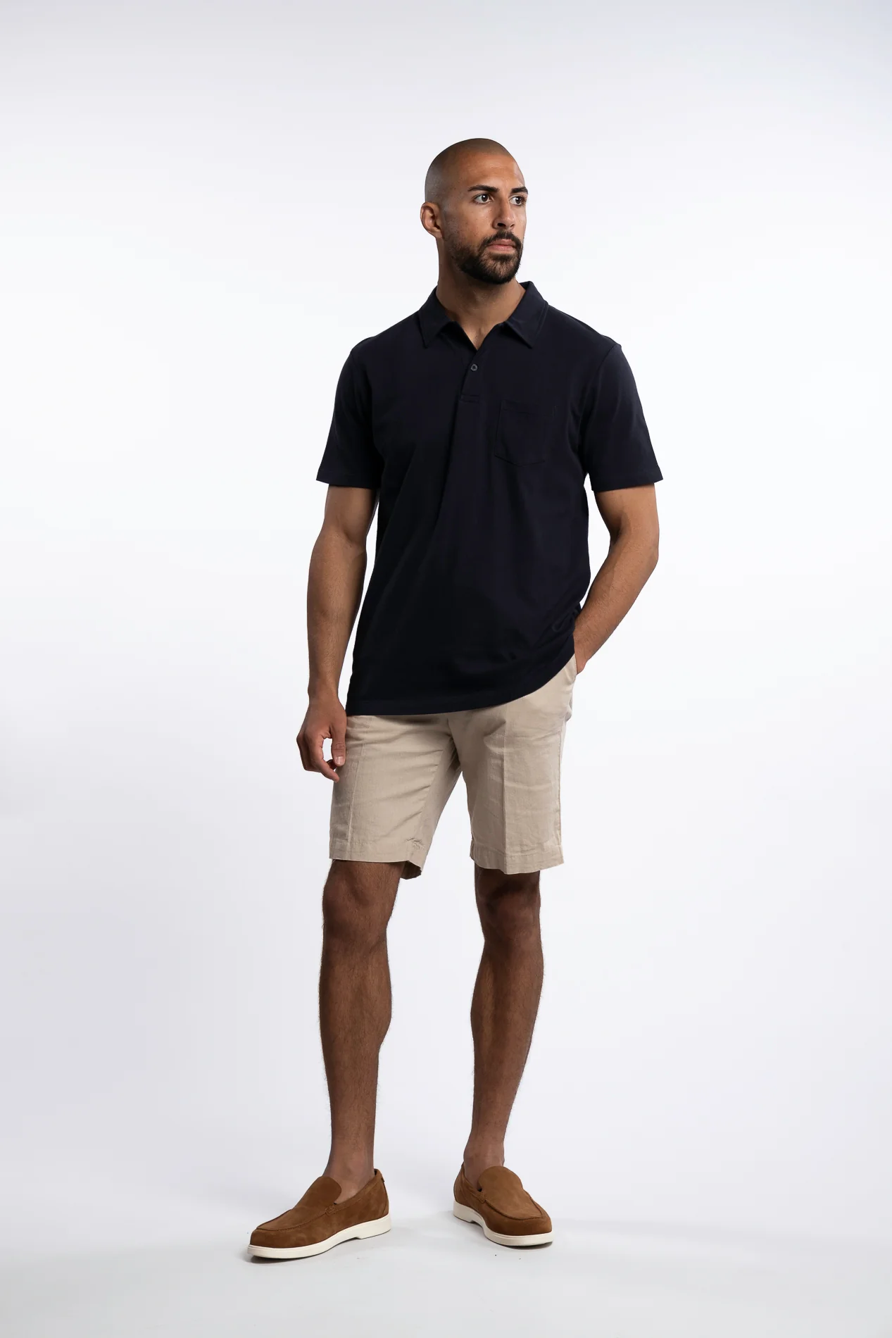 Bermuda Linen Shorts Beige - Image 5