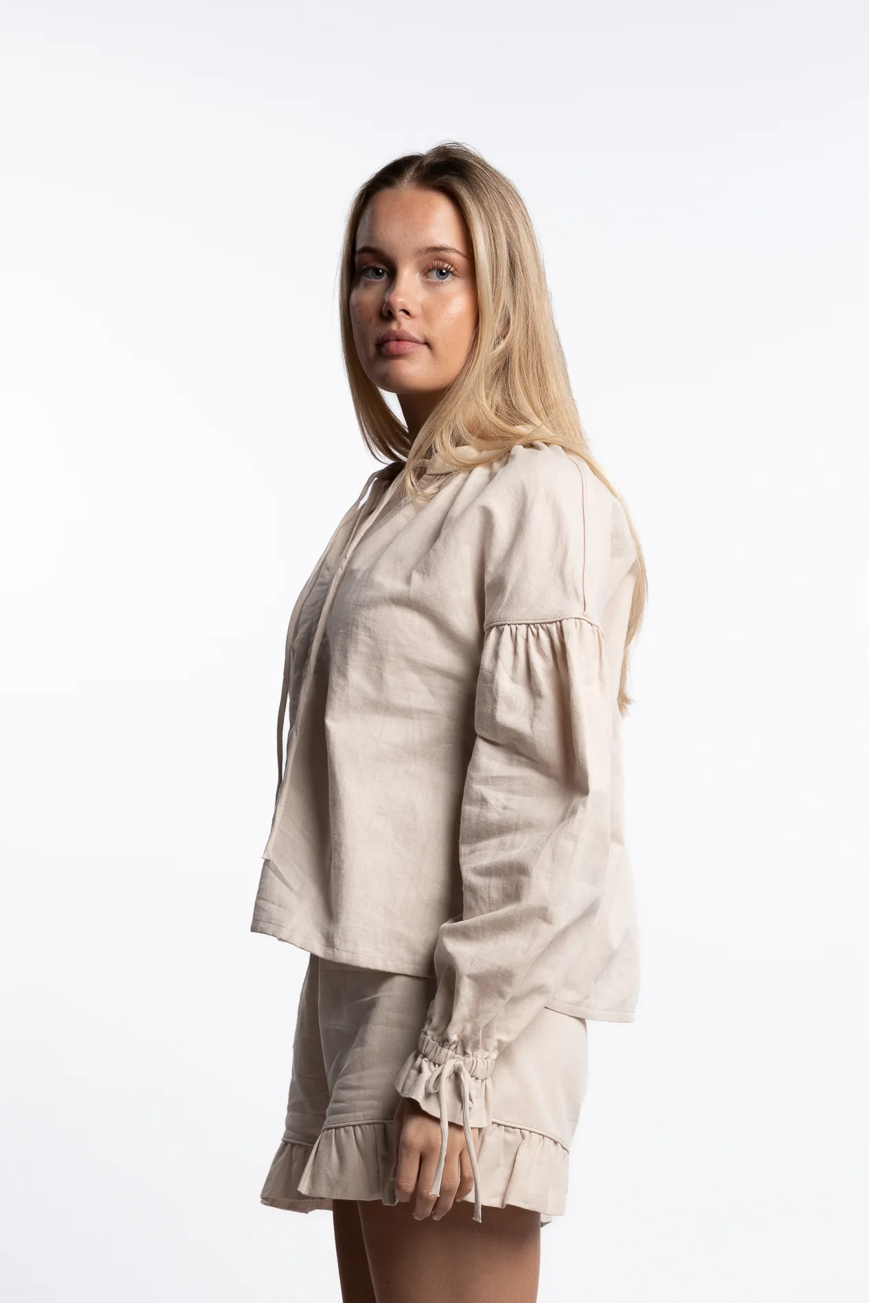 Birge Linen Shirt- Beige - Image 4