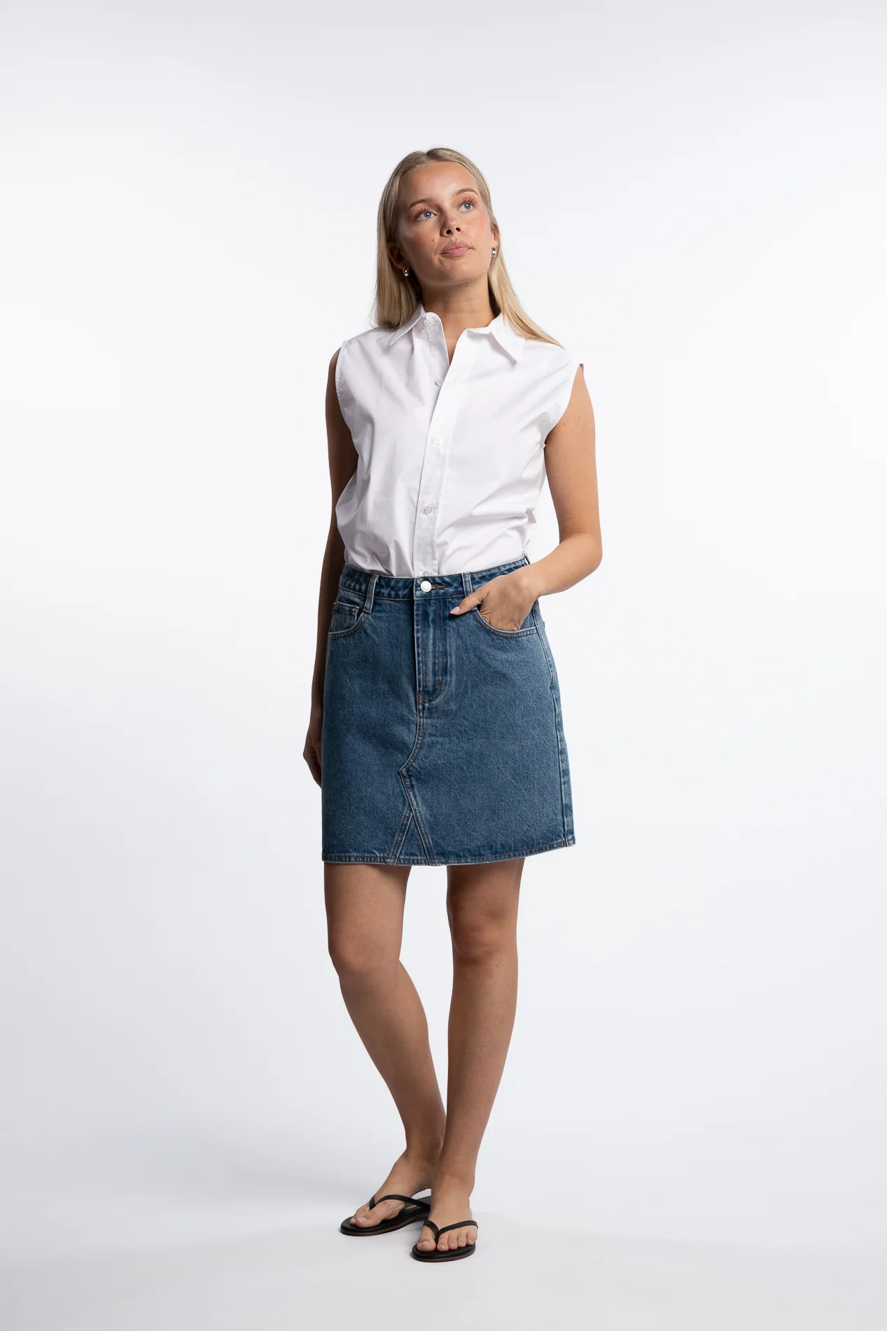 Sleeveless Coastal Shirt- Bright White - Image 3
