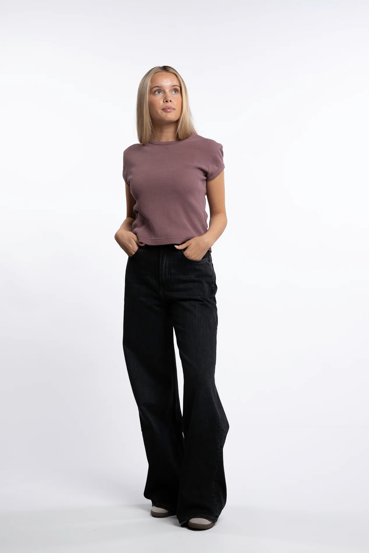 2022  Relaxed fit -Vintage Black - Image 3