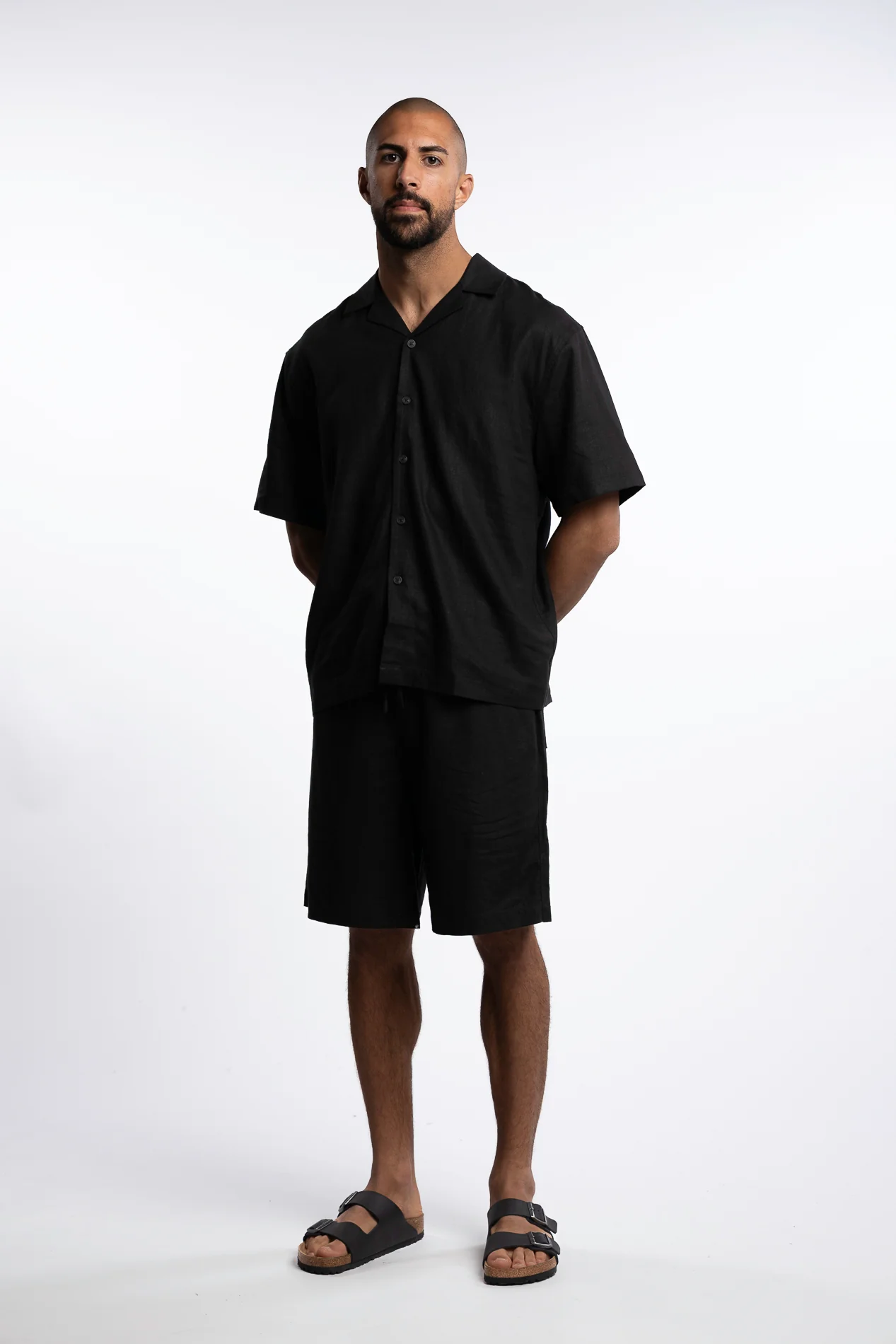 Lian Linen Shorts Black - Image 5