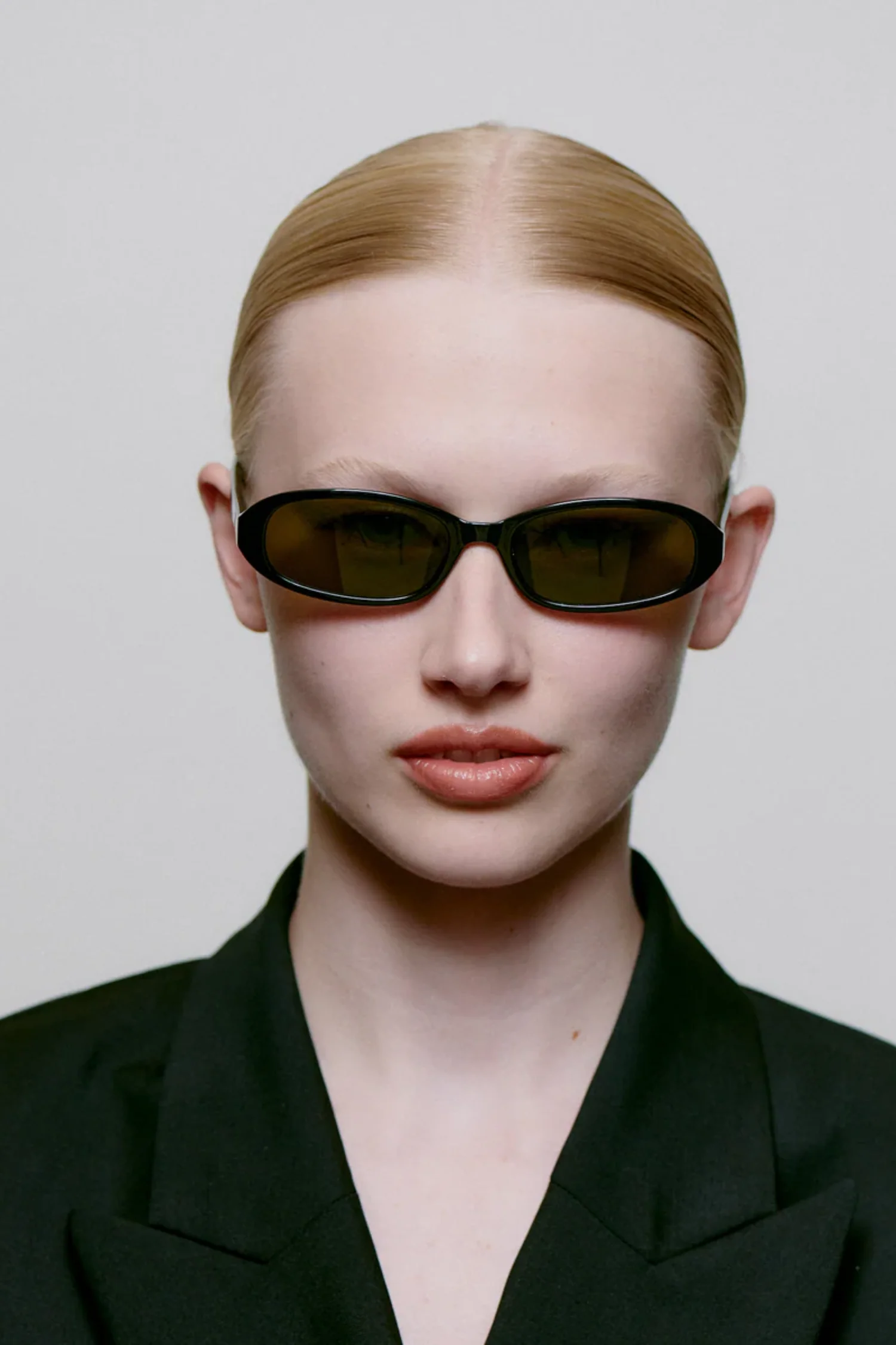 Macy Black - Image 7