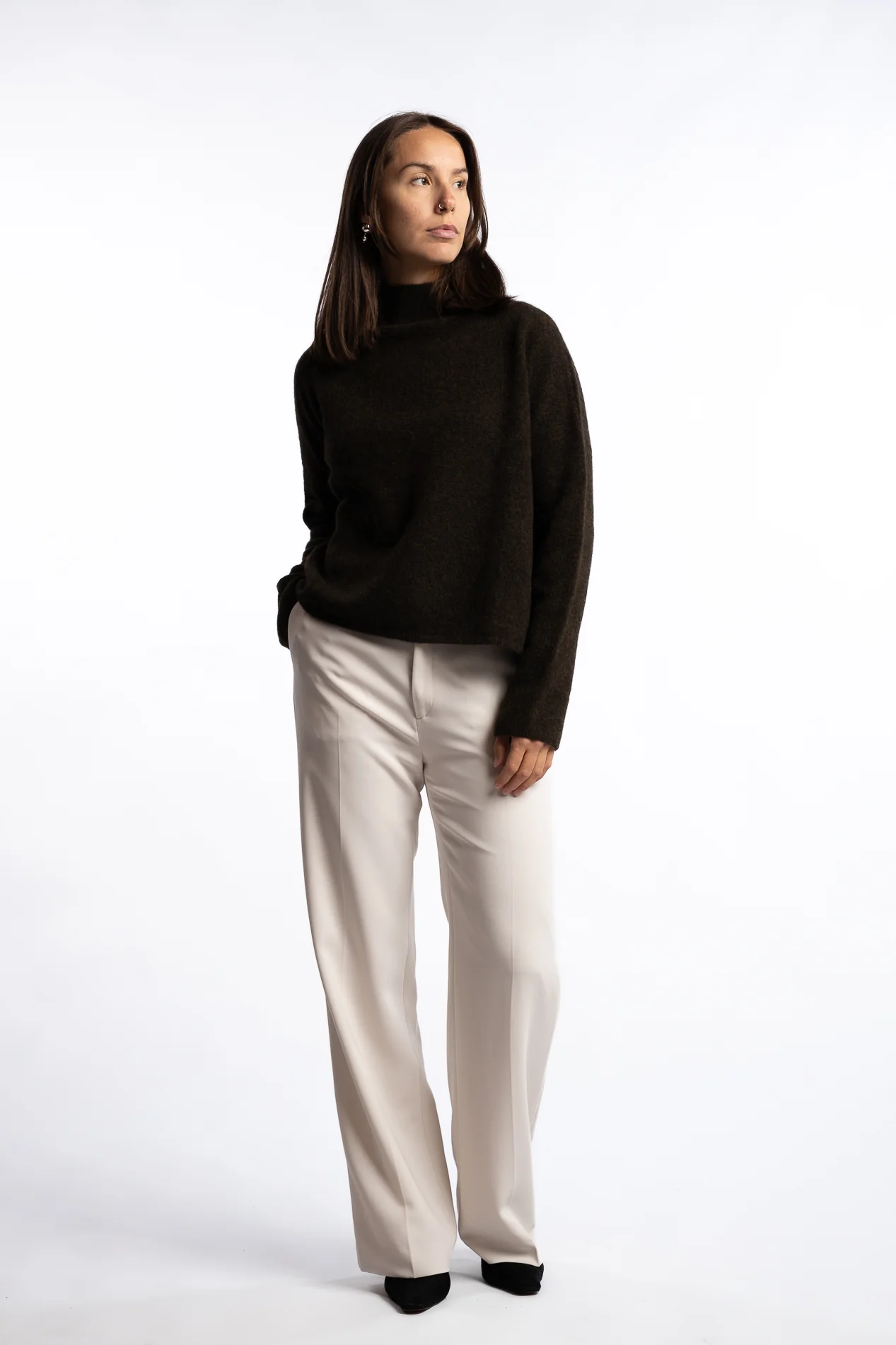 Mika Yak Funnelneck Sweater- Dark khaki green - Image 5