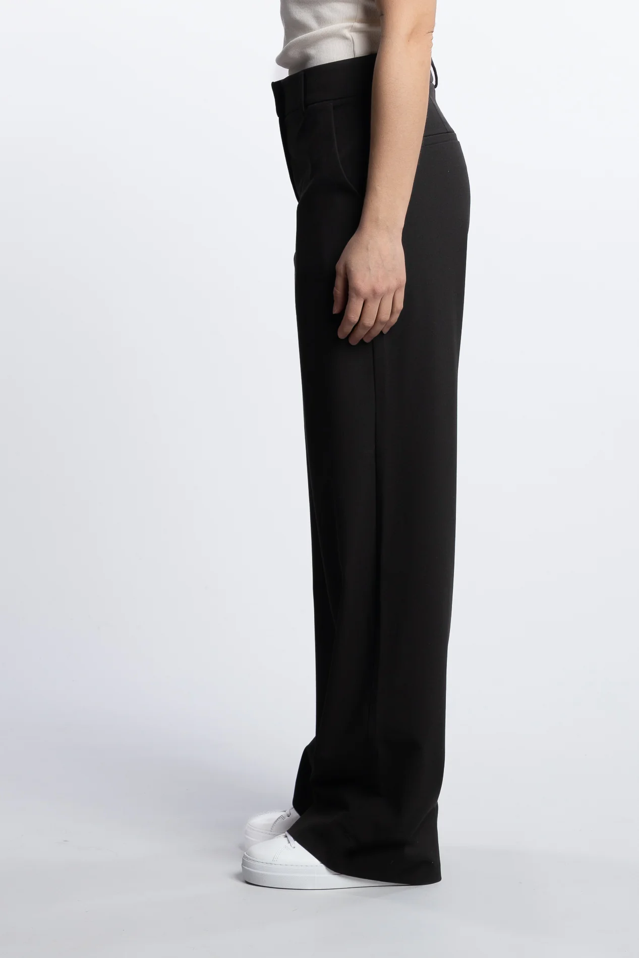DenaFV Regular - Black - Image 7