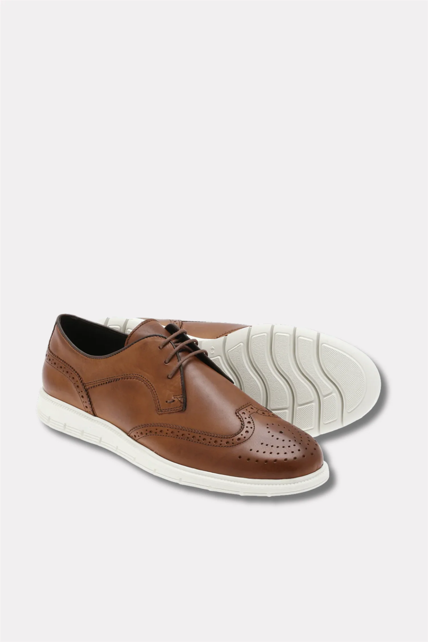 Sport C Brogue Cognac - Image 3
