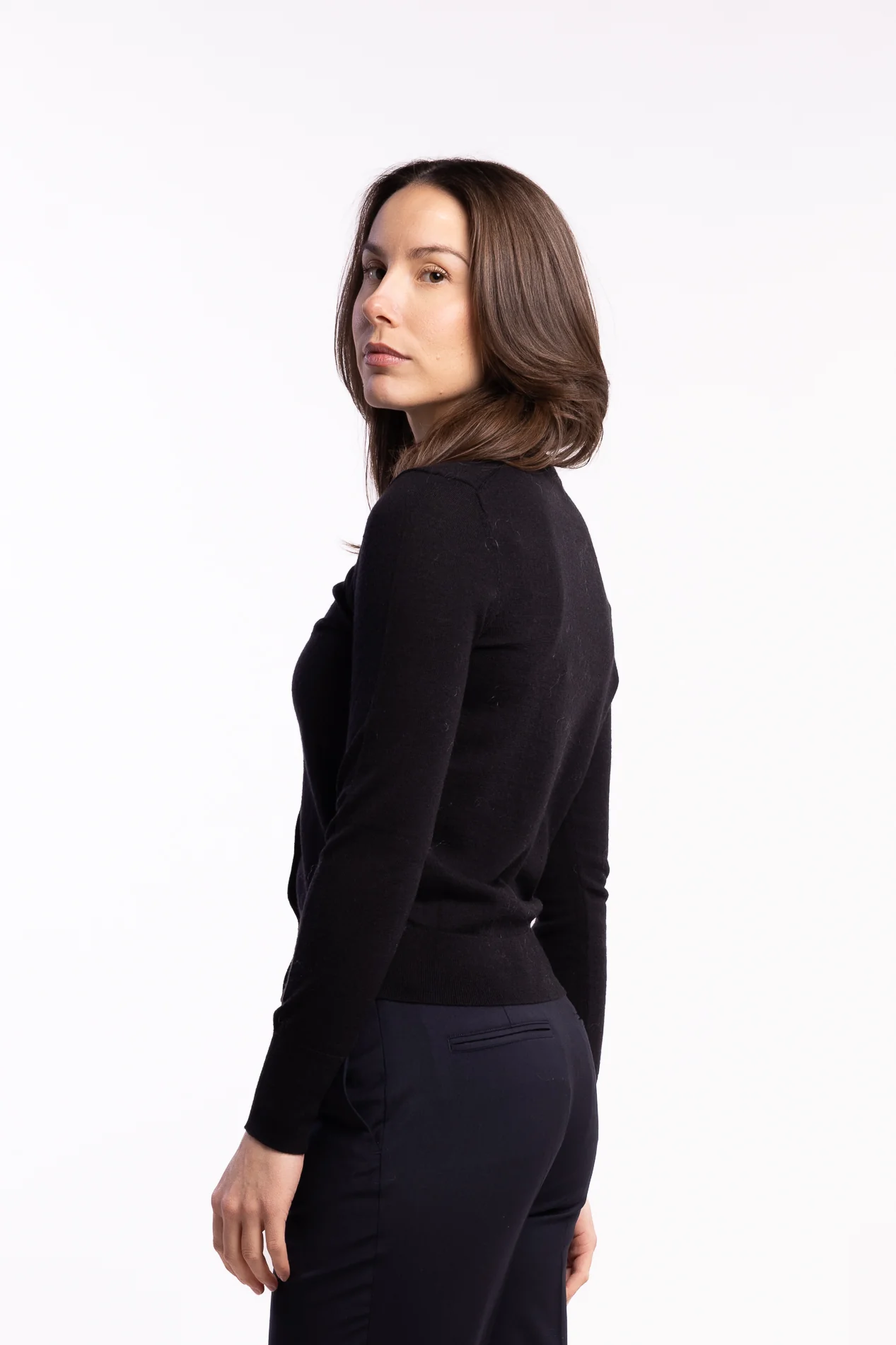 Merino R-Neck Sweater- Black - Image 2