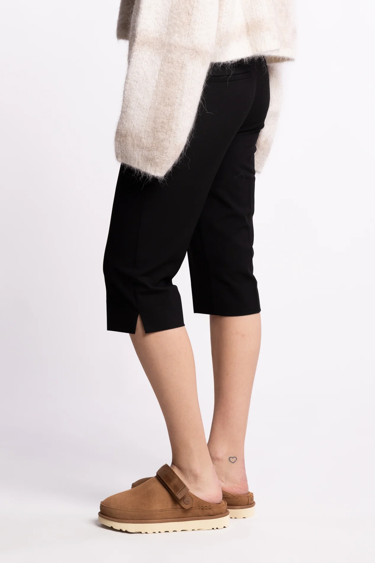ClaraFV - Capri Black - Image 6