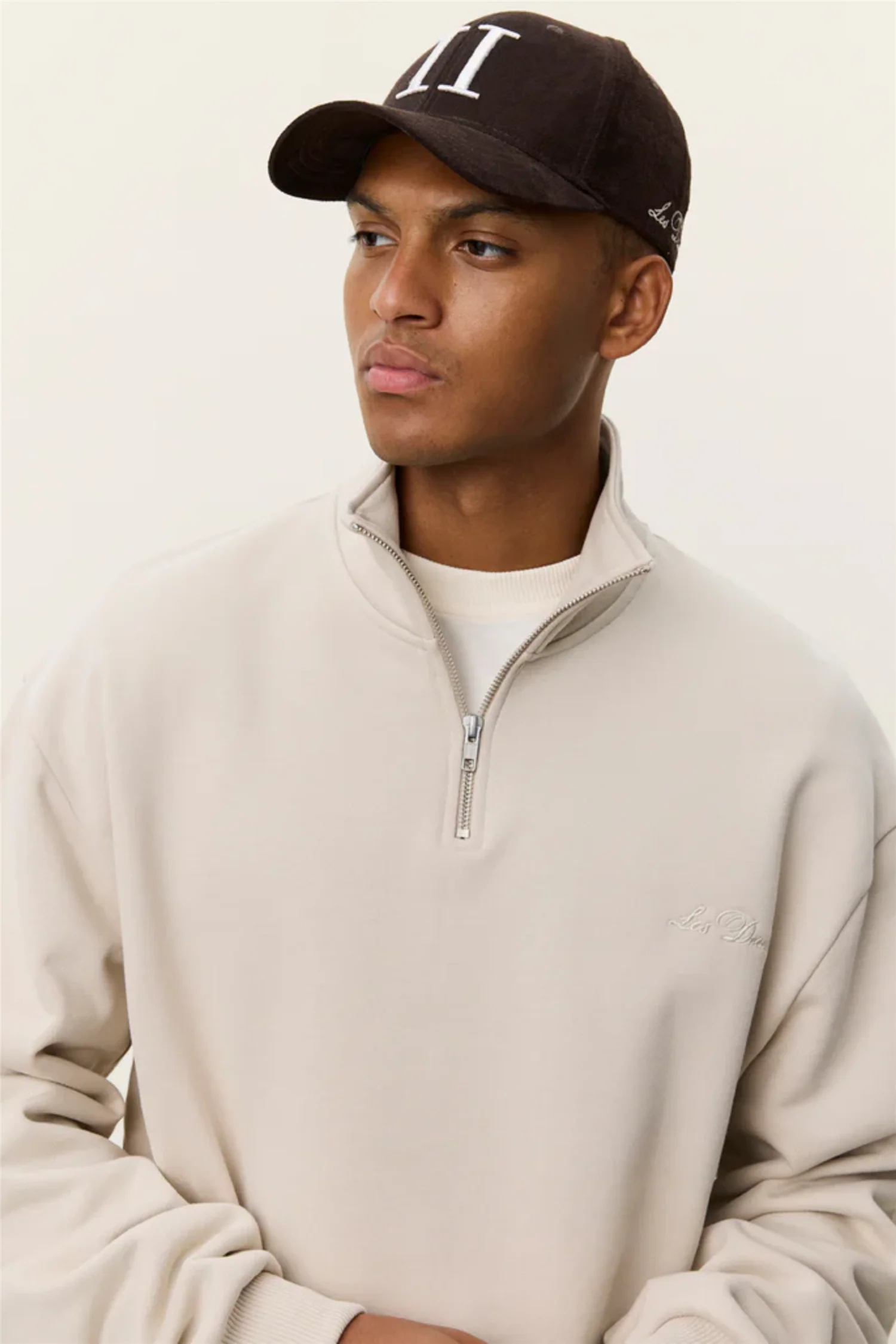 Crew Half-Zip Sweatshirt Light Sand - Image 4