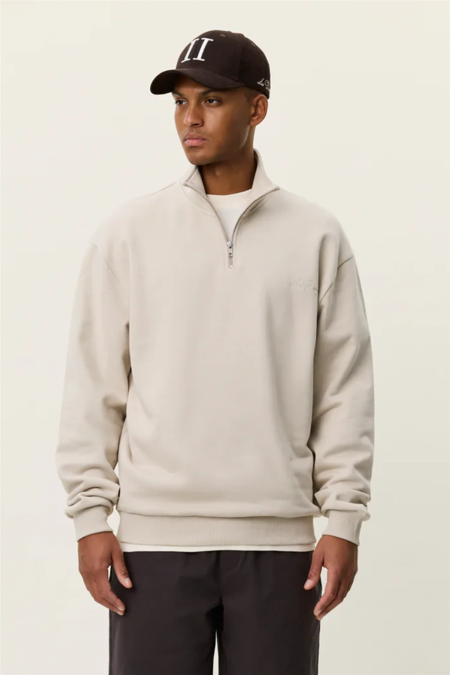 Crew Half-Zip Sweatshirt Light Sand - Image 5
