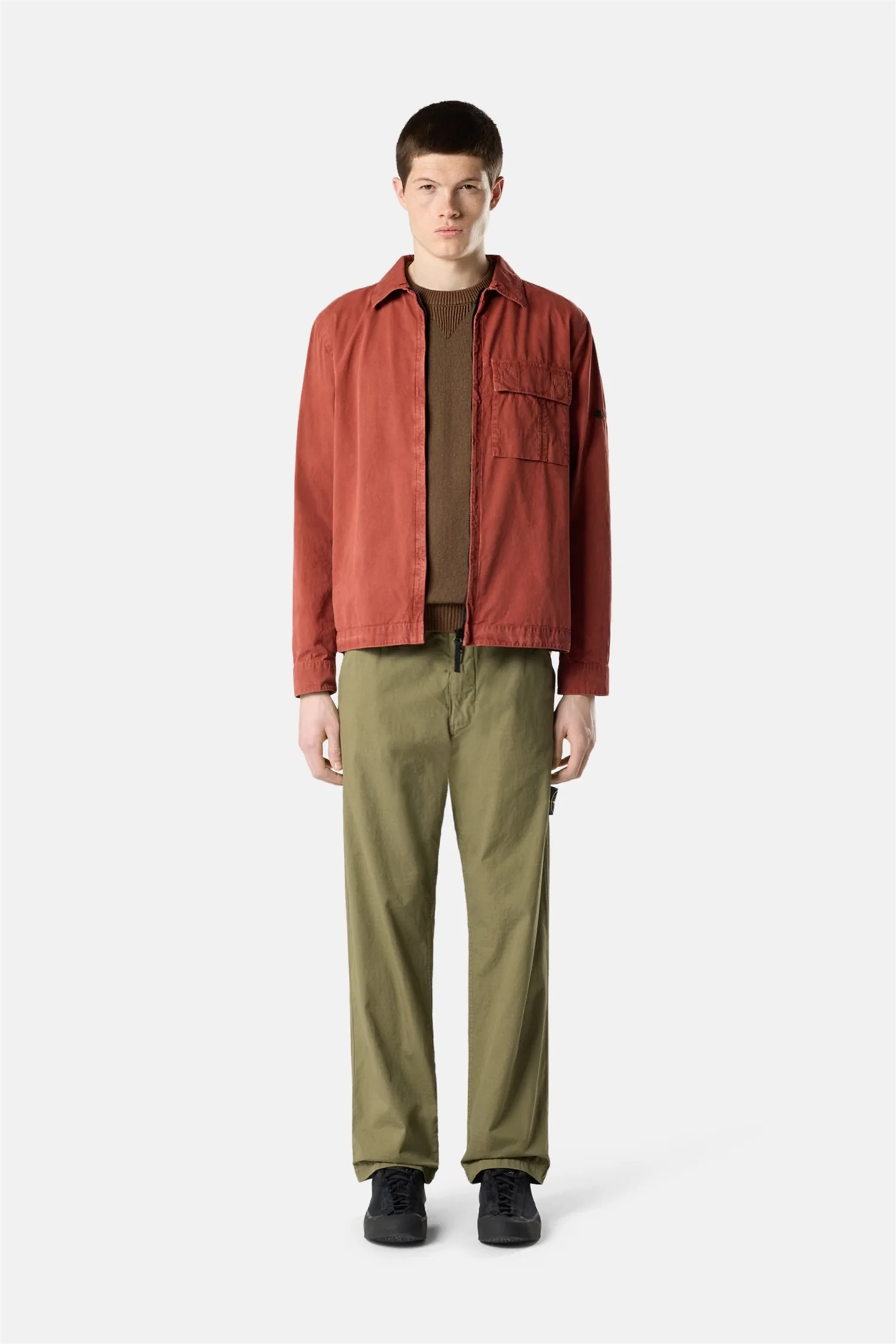3100008 Relaxed-fit Chino Trousers With Pockets Military Green - Image 3