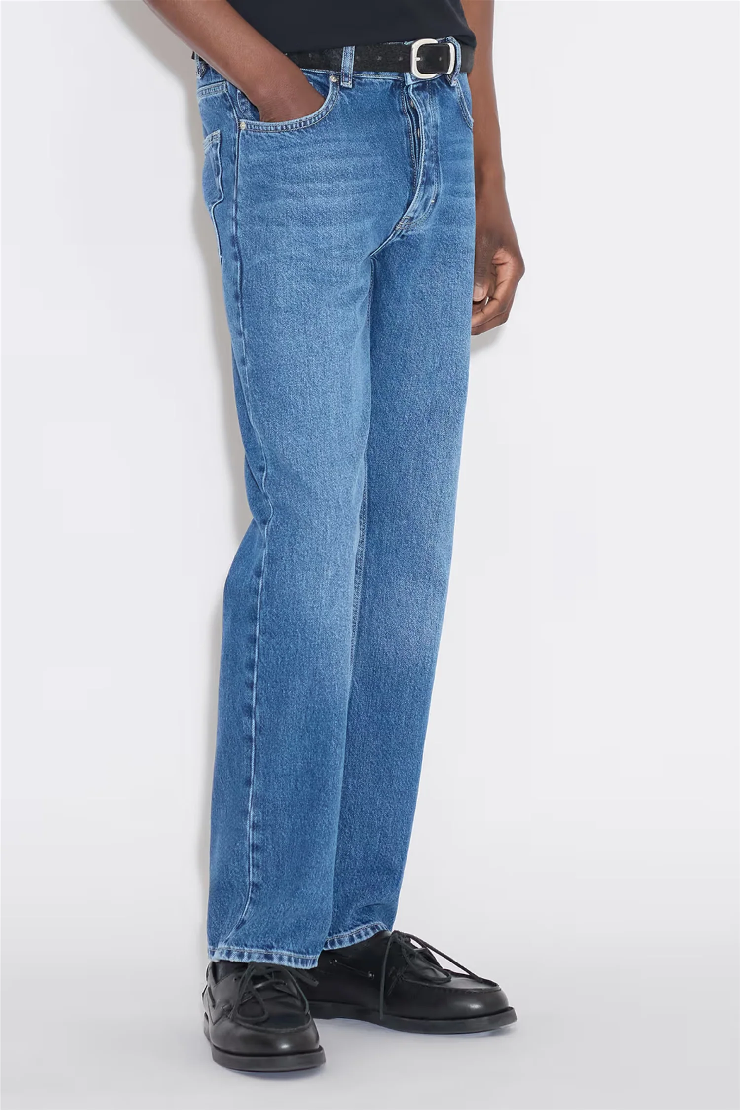 Slim-Fit Tapered Jeans Blue - Image 3