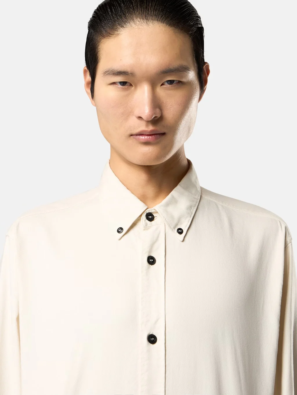 1100004 Comfort-Fit Long-Sleeve Shirt With Logo Embroidery Ivory - Image 6