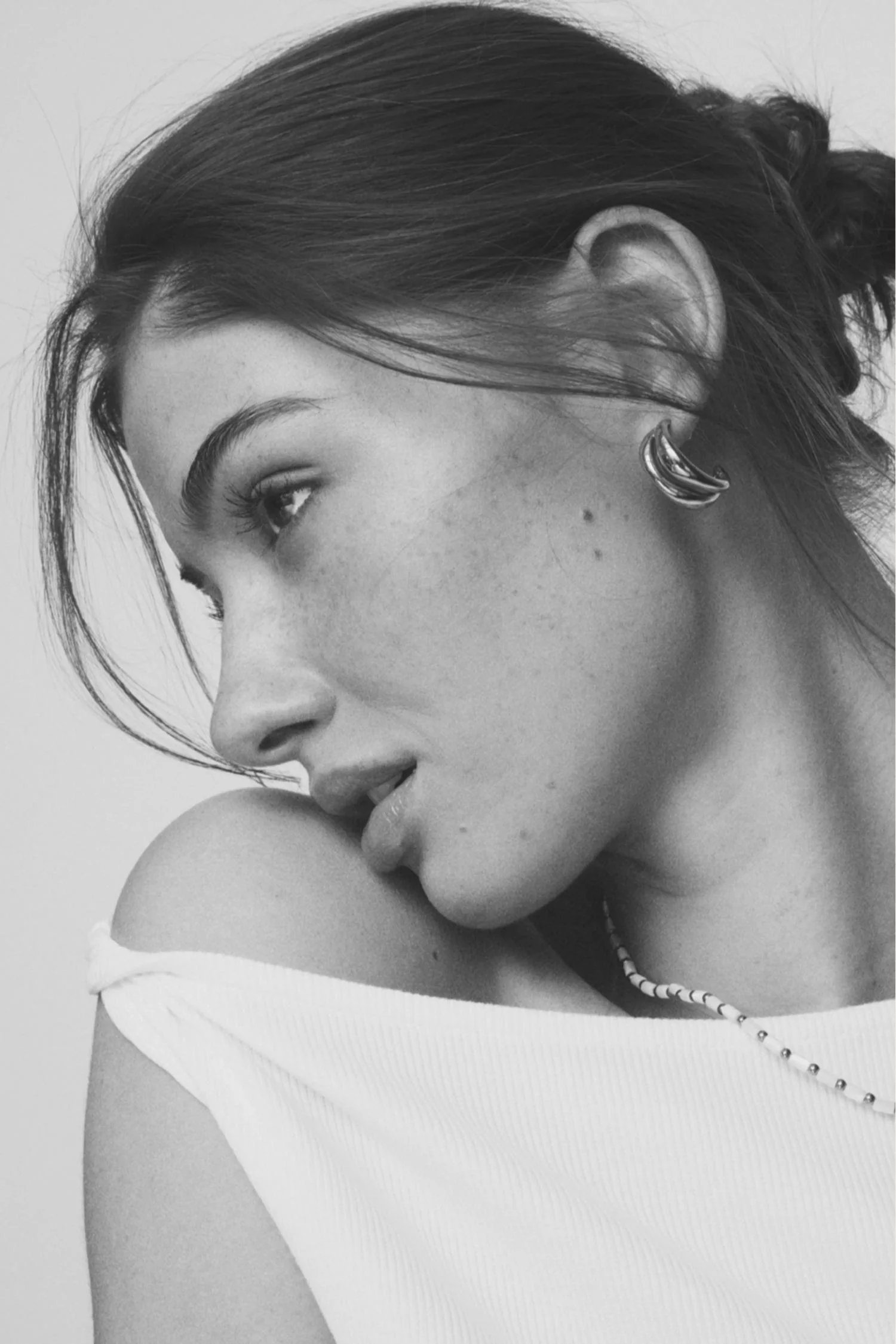 The Big Curved Hoops - Gold - Image 2