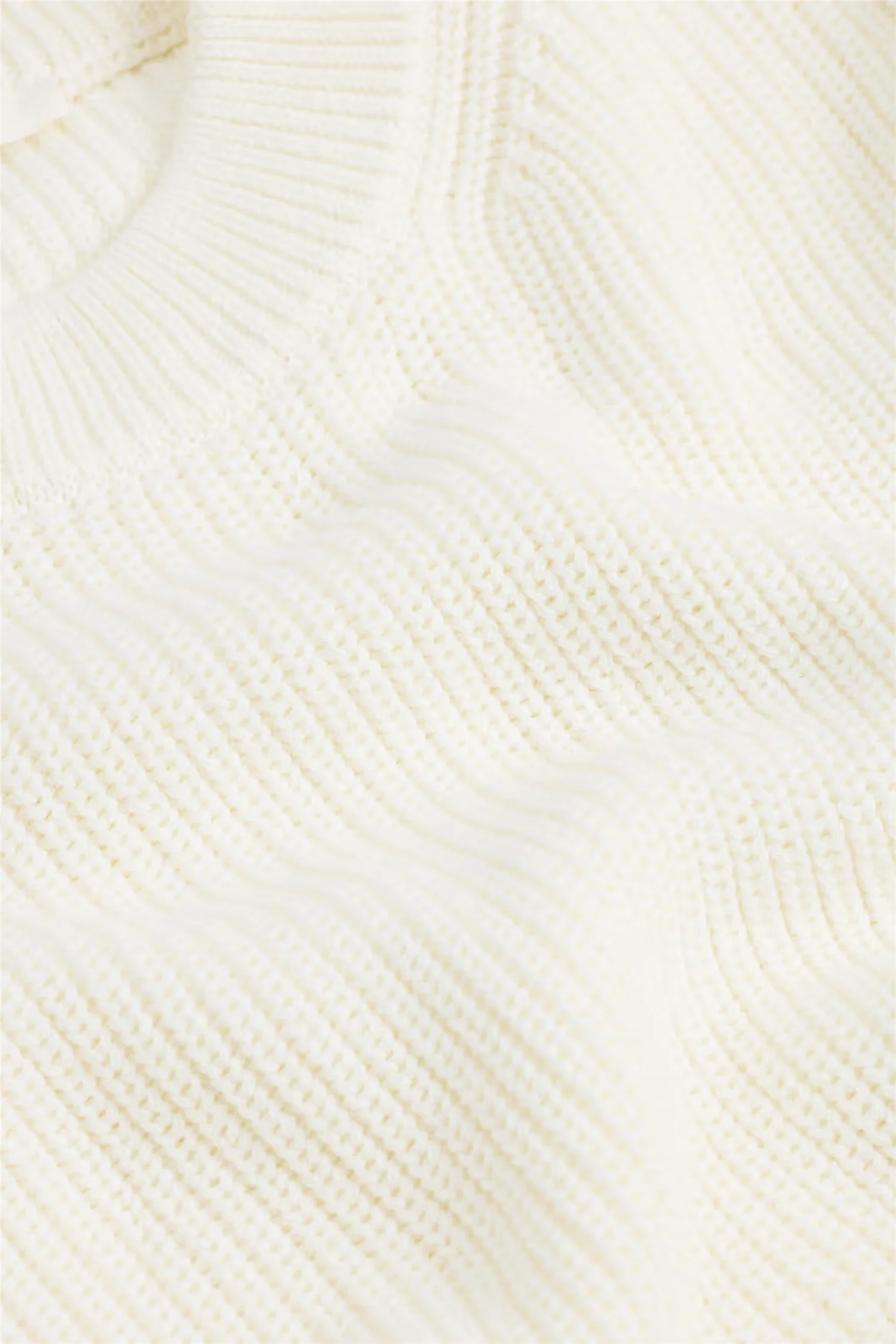 Summer Crewneck Knit Ecru - Image 4