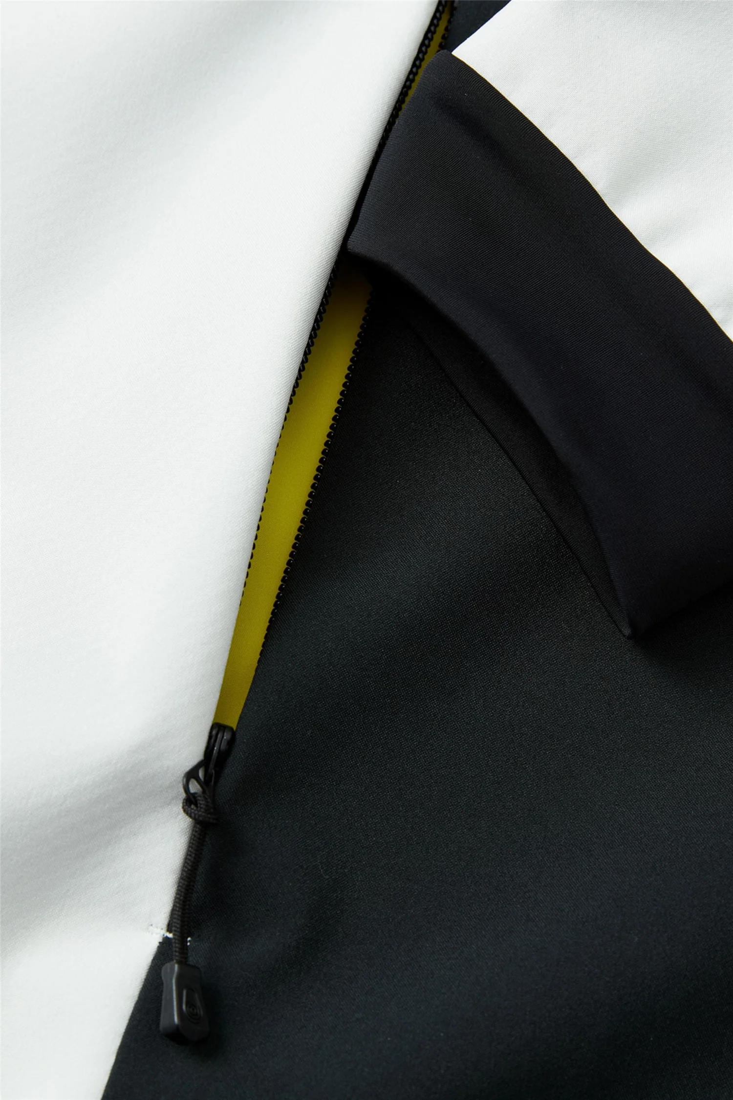 Spray Softshell Storm White - Image 4