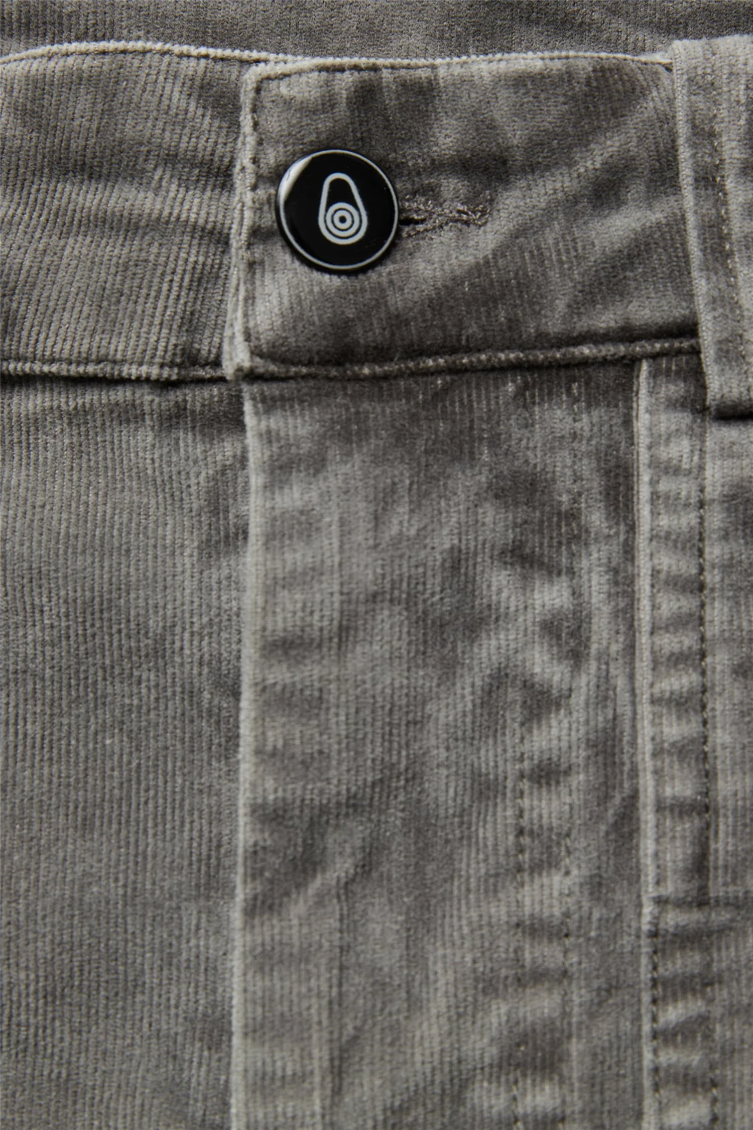 Grinder Corduroy Shorts Oyster - Image 3