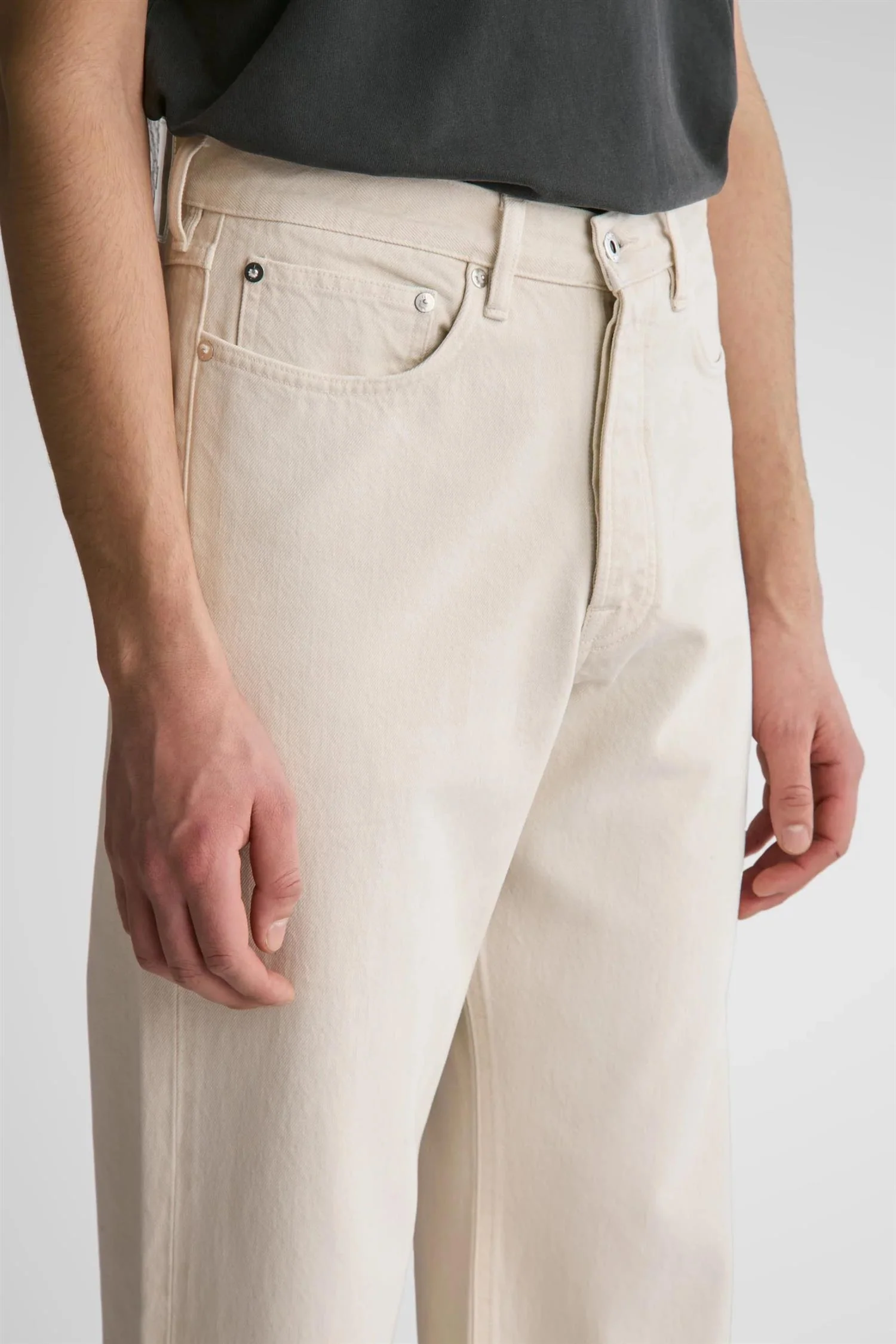 Barnes High-Rise Wide Fit Fade Bone - Image 9