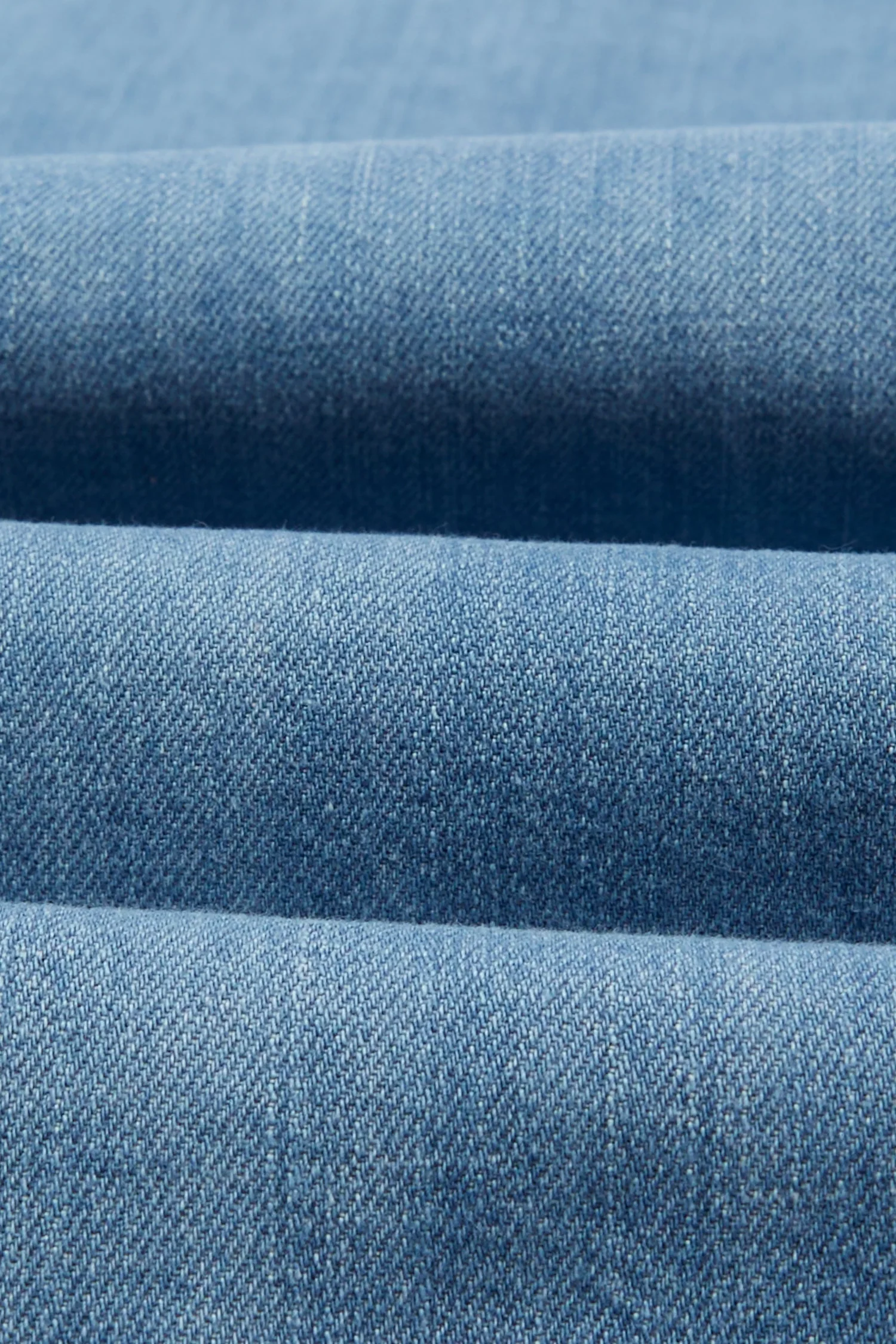Denim Two-Pocket Western Shirt Bleach Wash - Image 3