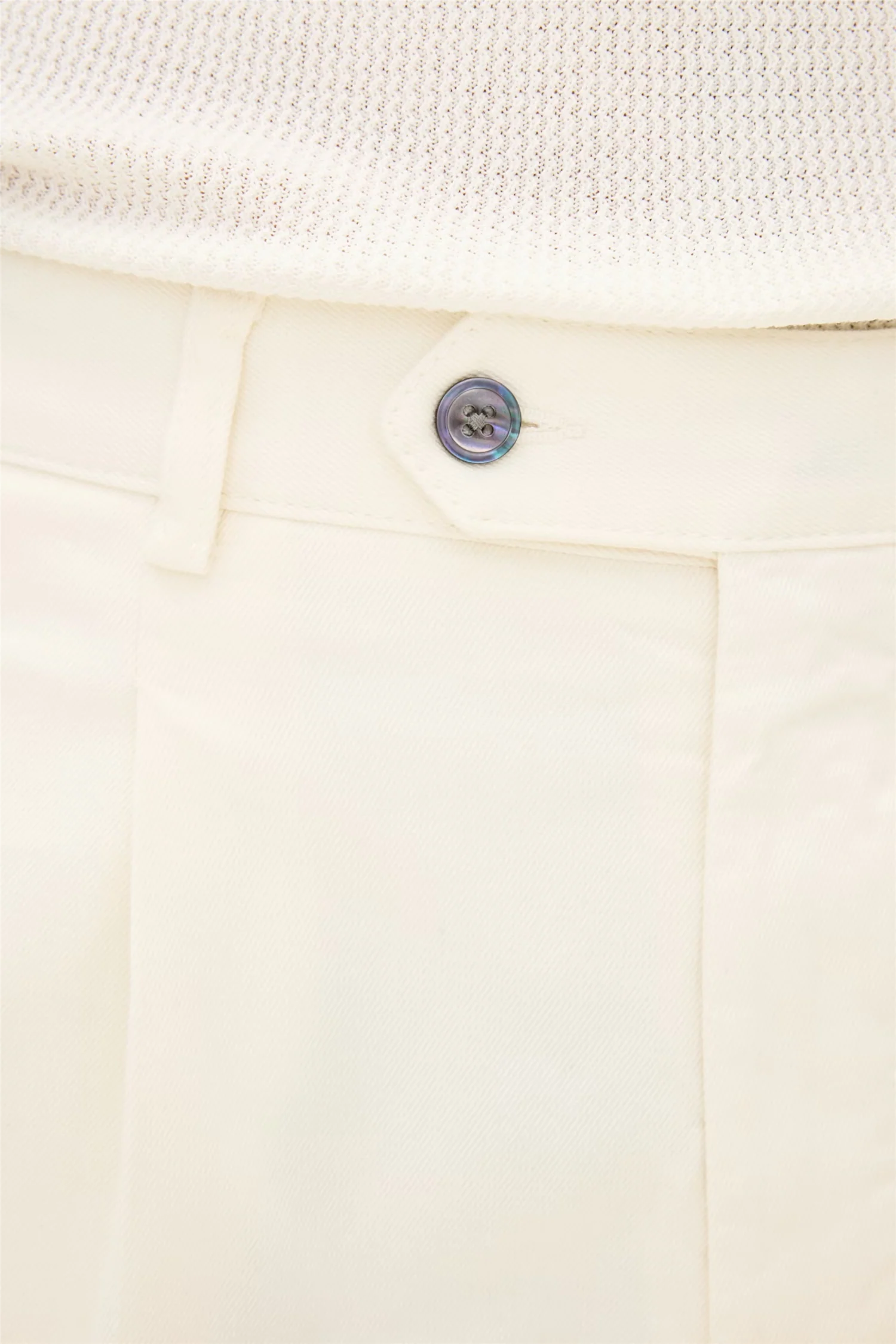 Tanker Pleat Shorts White - Image 4