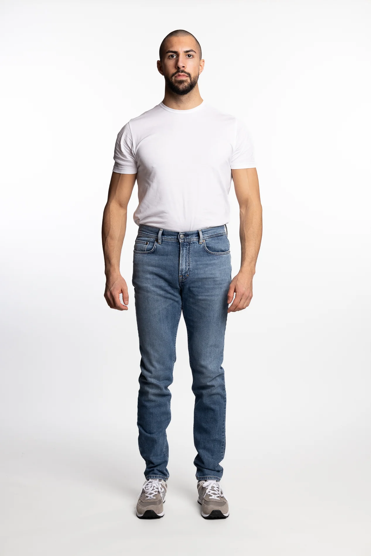 North Slim Fit Jeans Mid Blue - Image 4