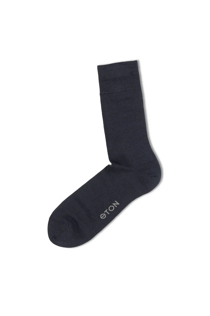 Fine Wool Plain Dark Blue - Image 2