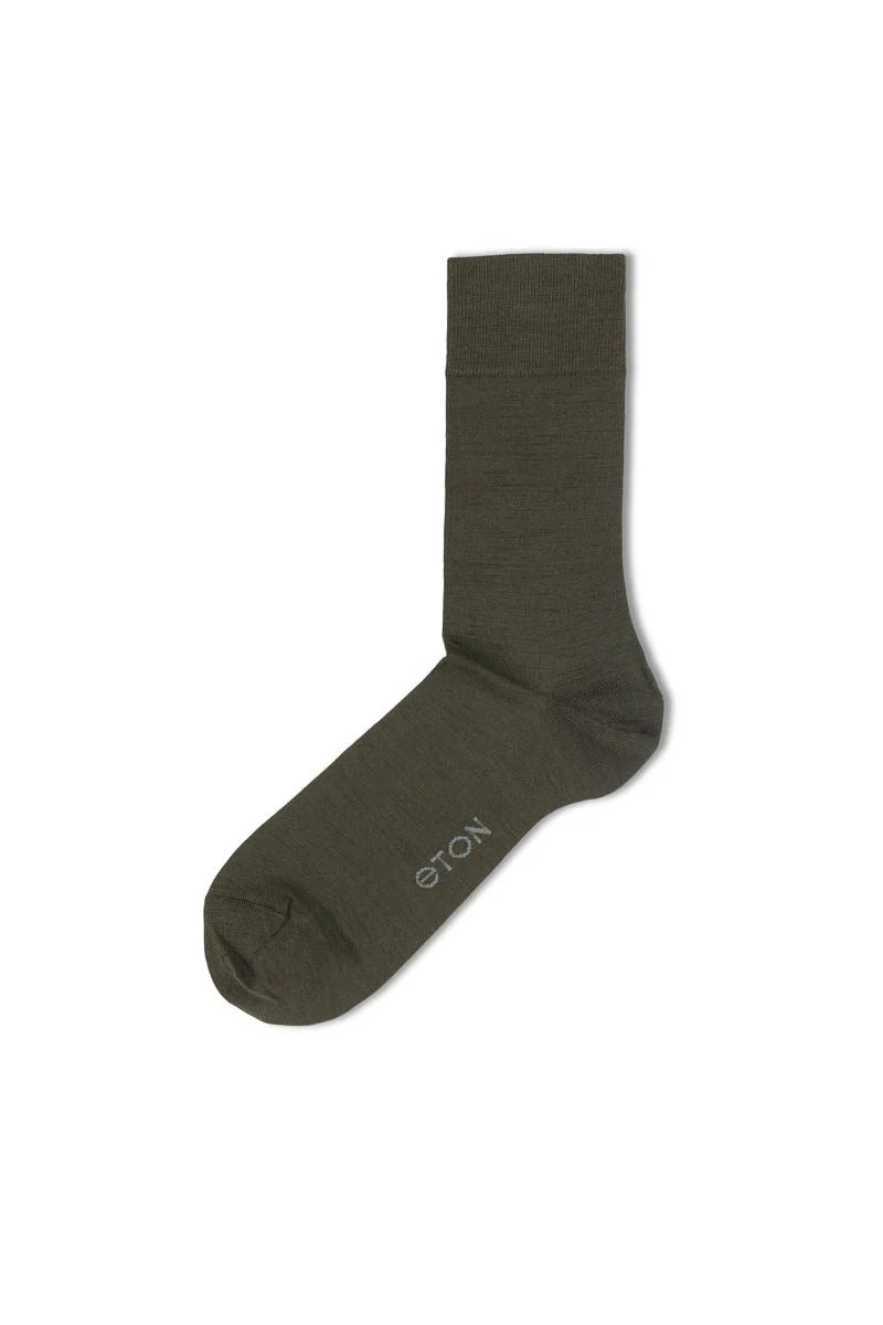 Fine Wool Plain Olive - Image 2