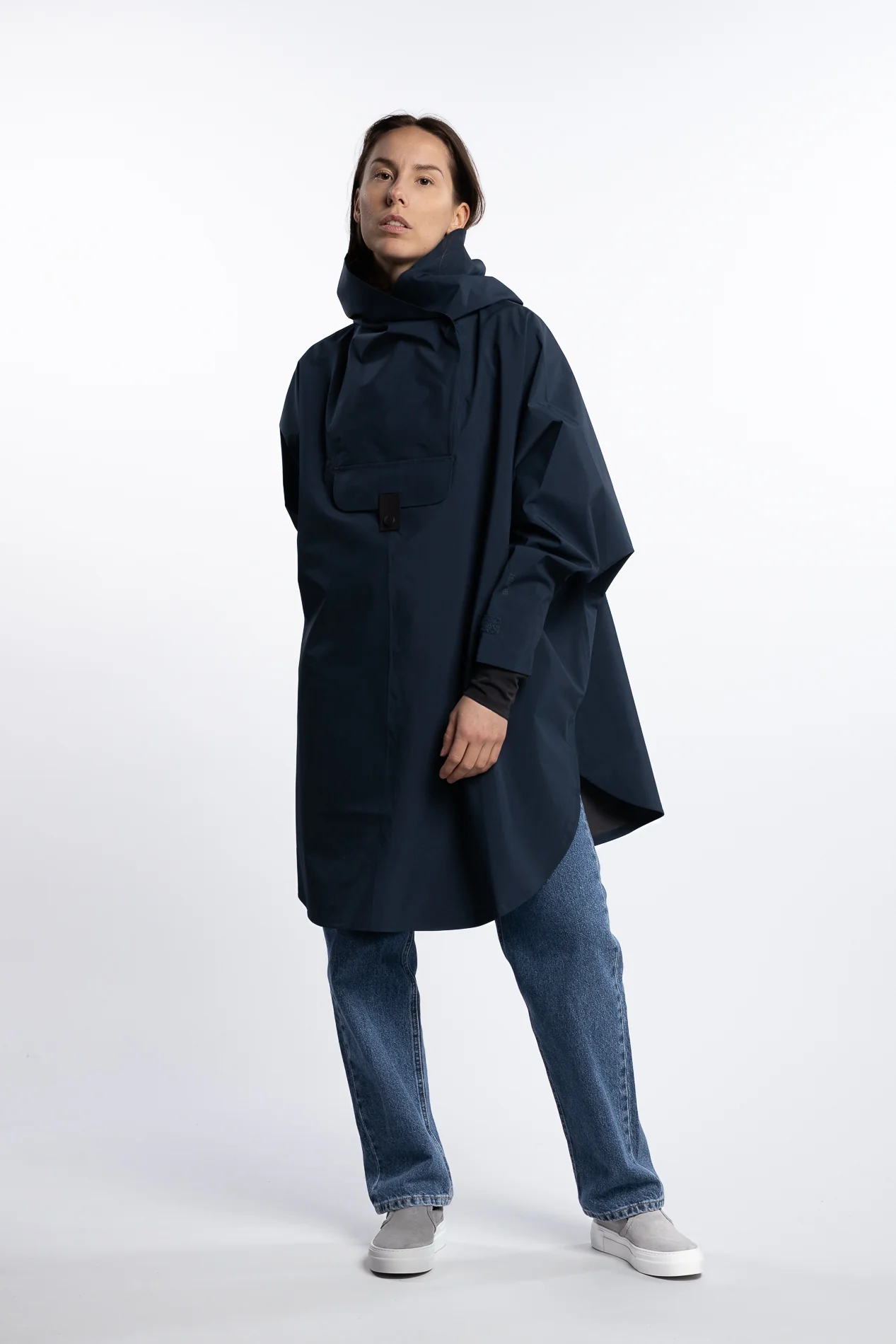 Bergen-  Dark Navy - Image 3