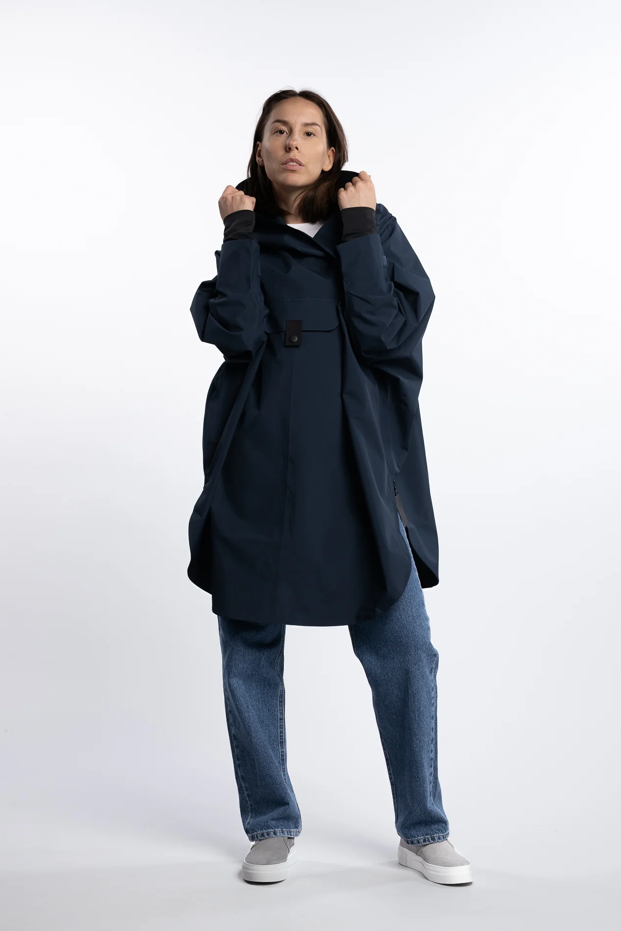 Bergen-  Dark Navy - Image 4