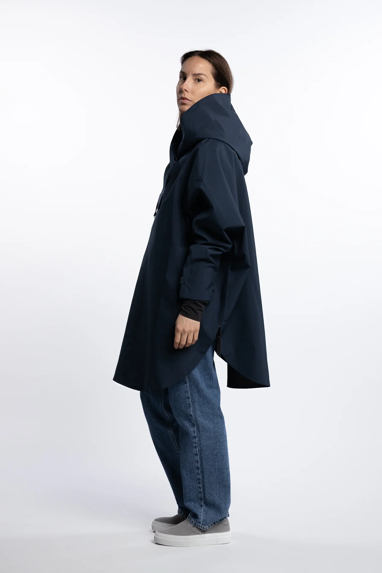 Bergen-  Dark Navy - Image 5