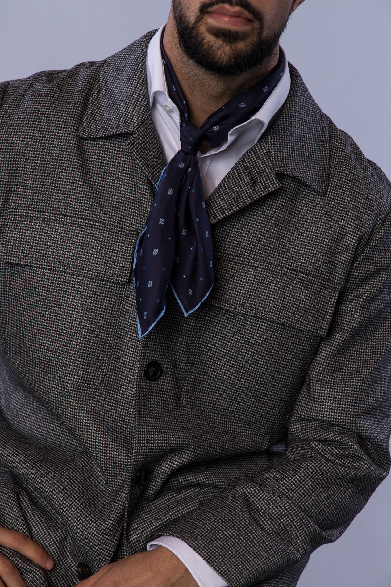 Silk Bandana Navy/Light Blue - Image 3