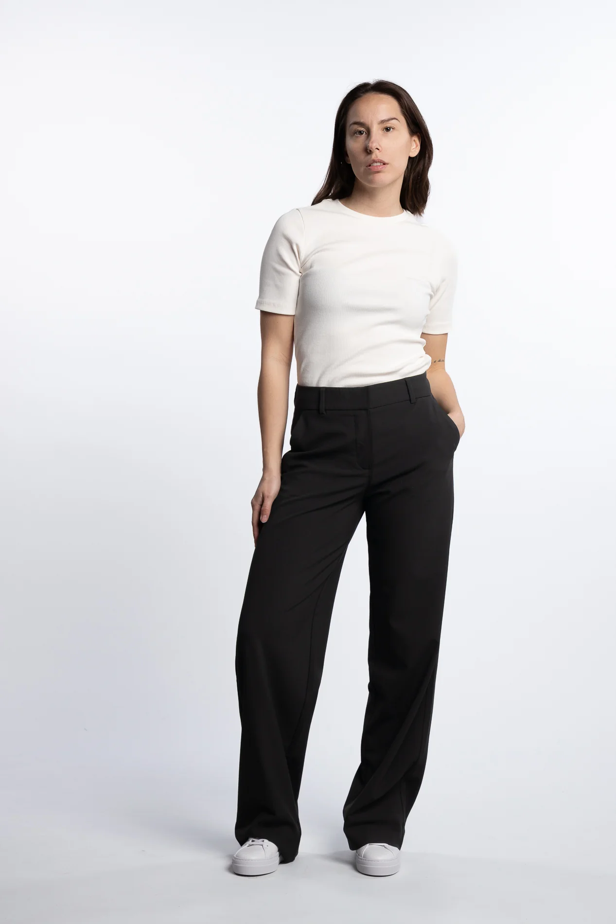 DenaFV Long- Black - Image 3