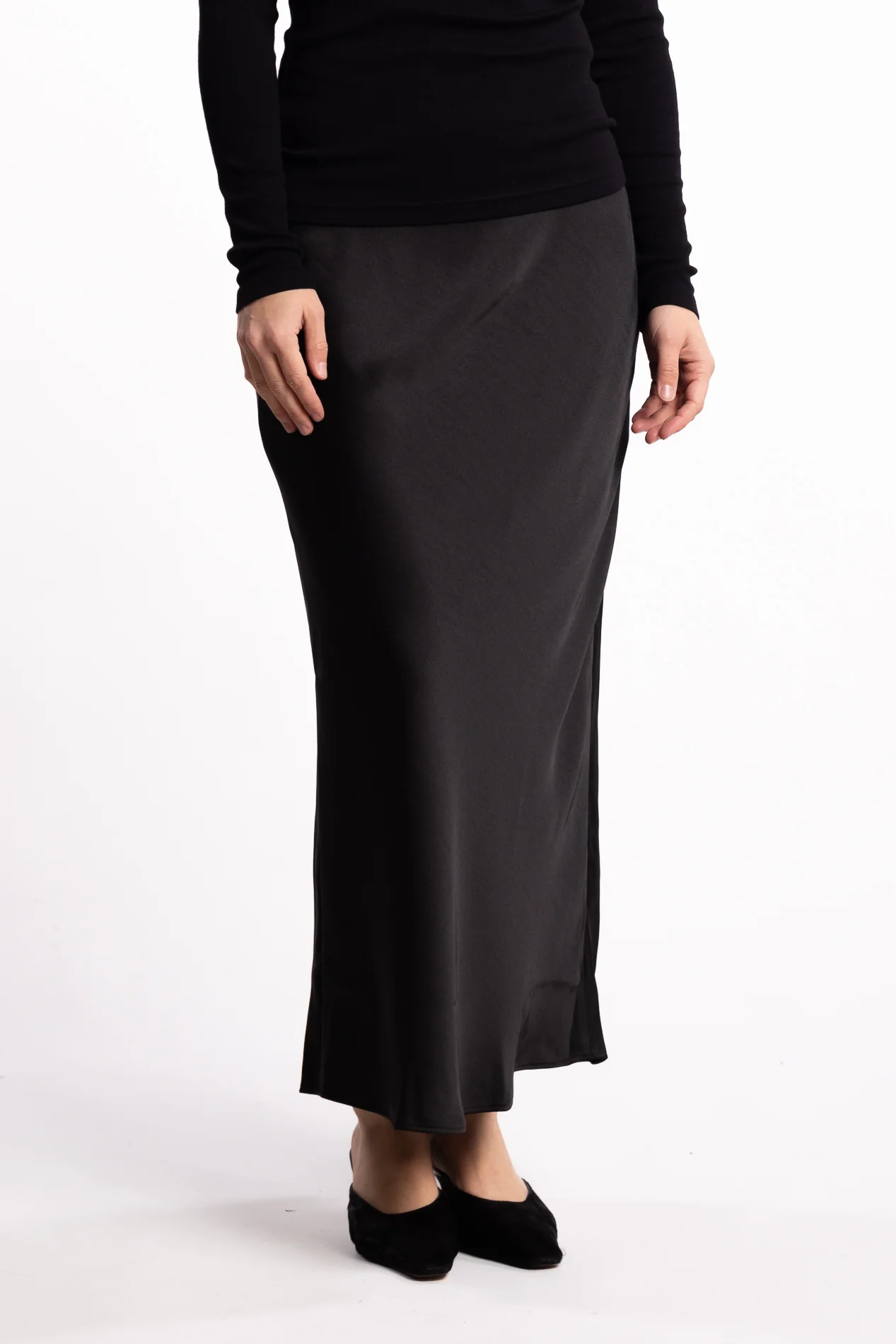 Saagneta Long Skirt 12956- Black - Image 2