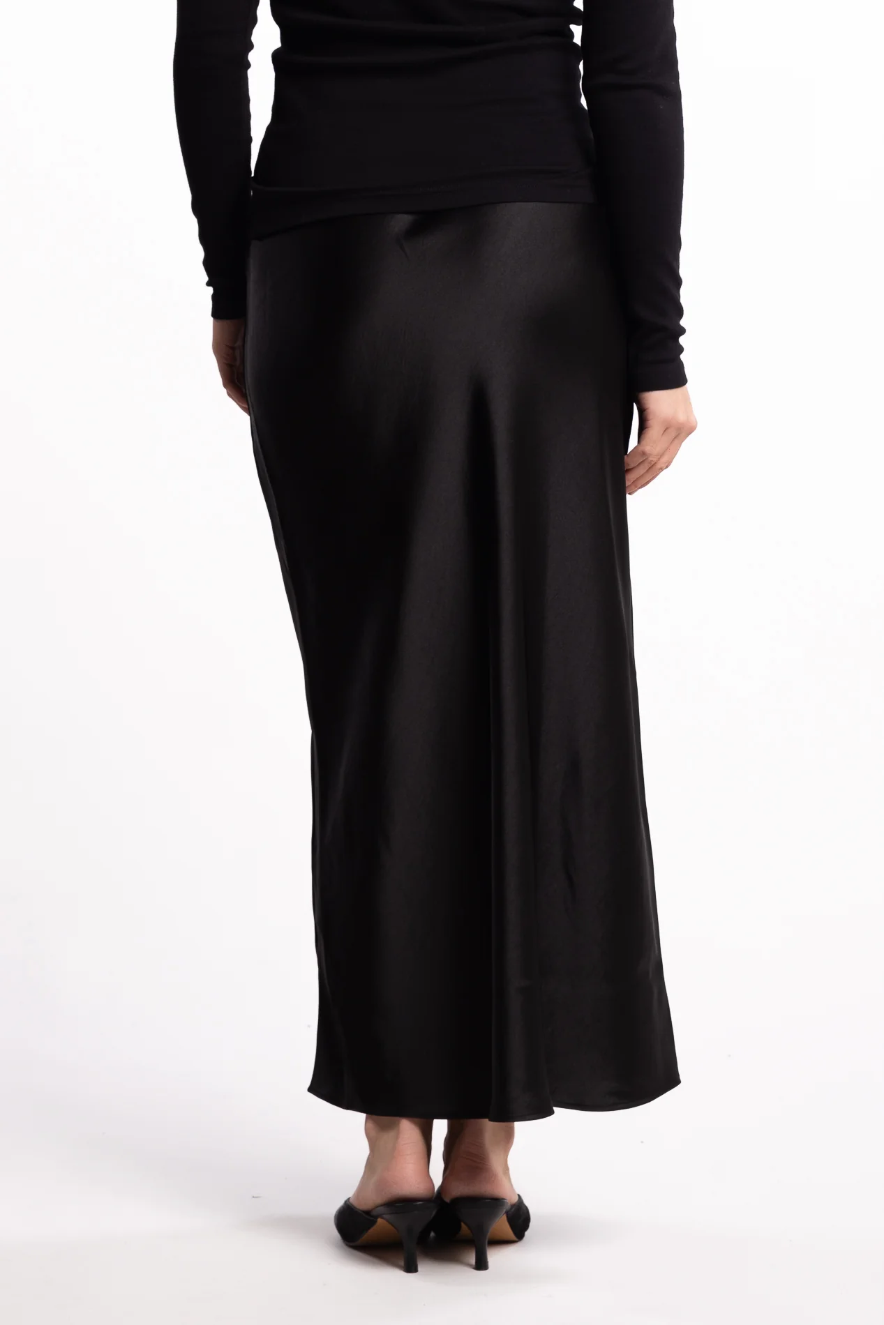 Saagneta Long Skirt 12956- Black - Image 4