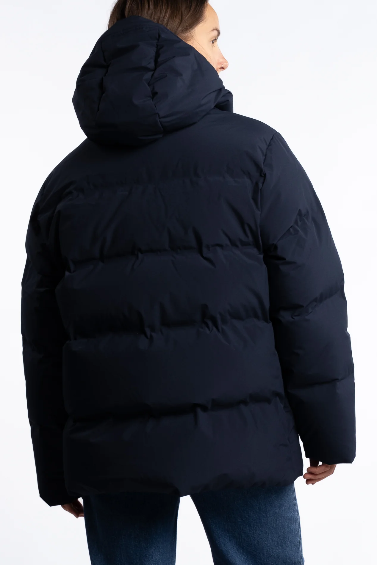 Besseggen Down Jacket- Dk. Navy - Image 3
